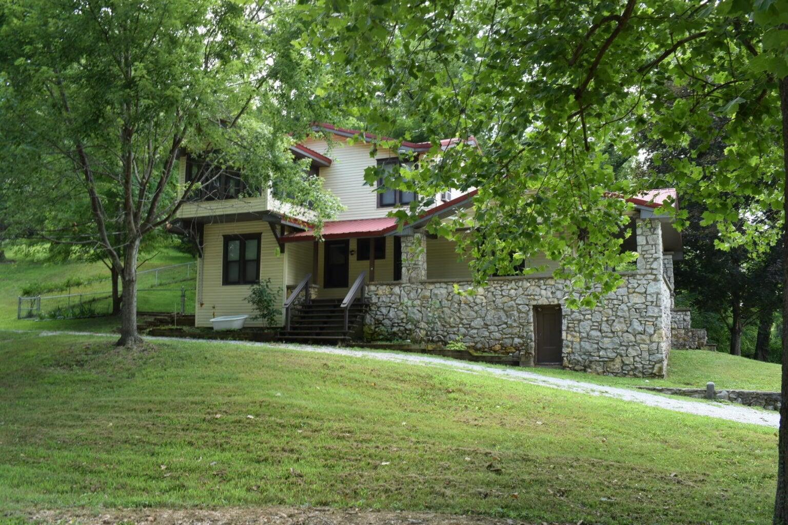 122 Kerr Road Property Photo 1