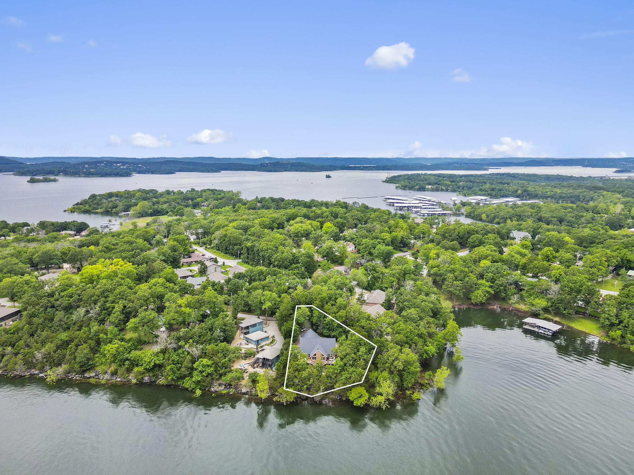 317 Scenic Drive Property Photo 1