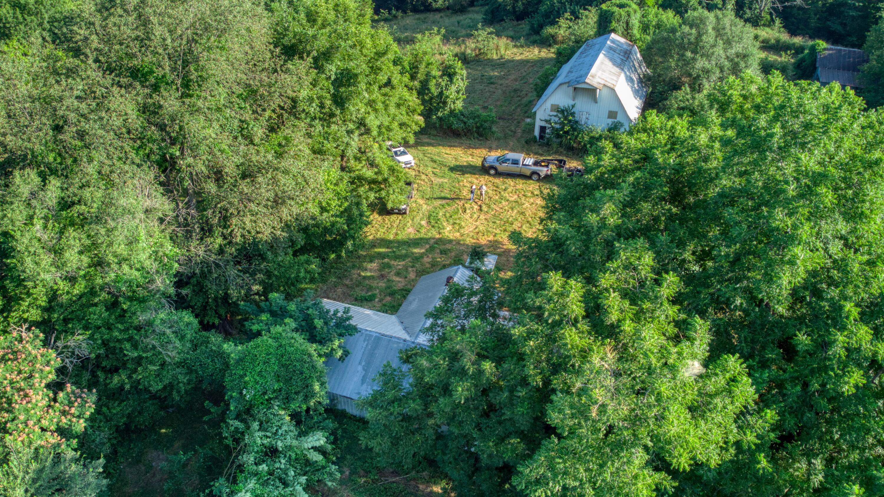 4260 North State Highway H Property Photo 1