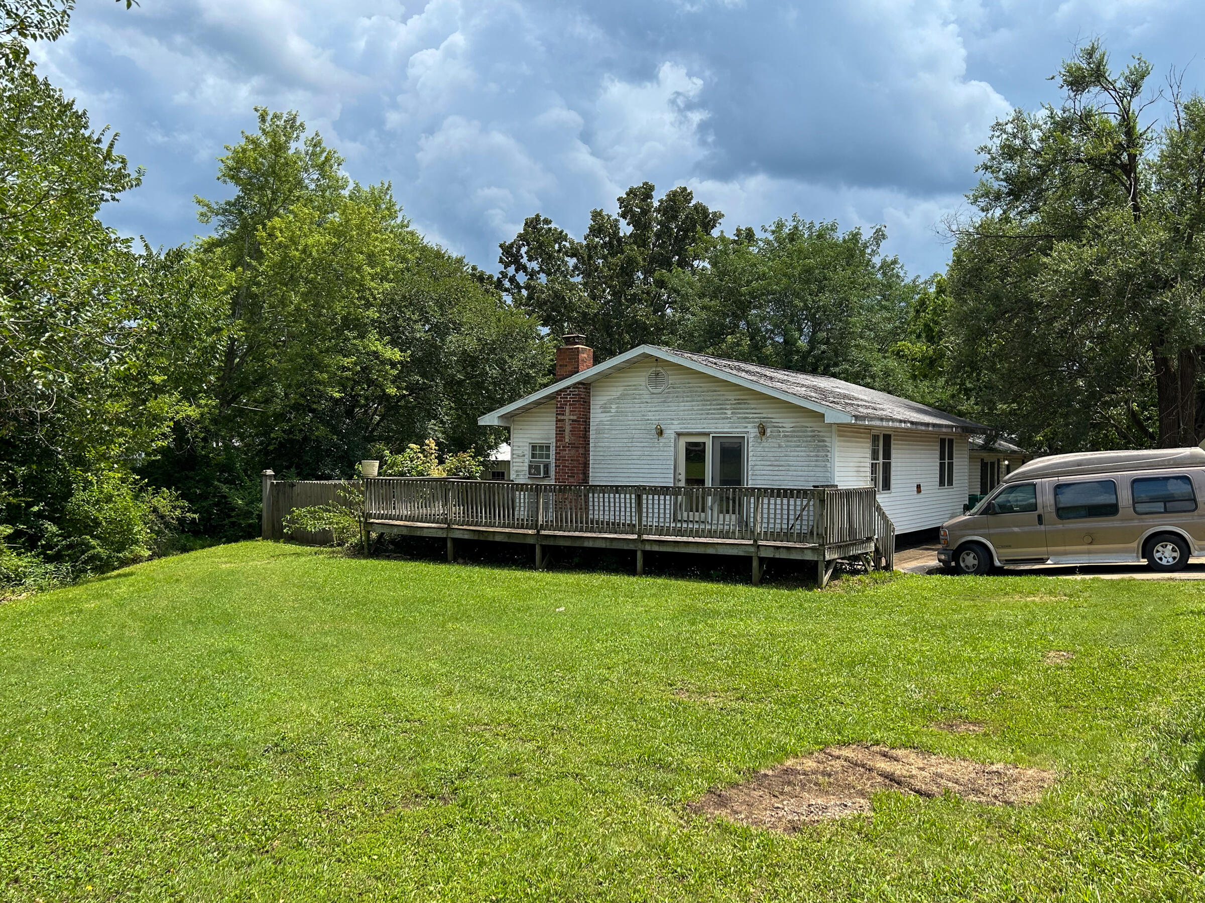 928 Patton Avenue Property Photo 1