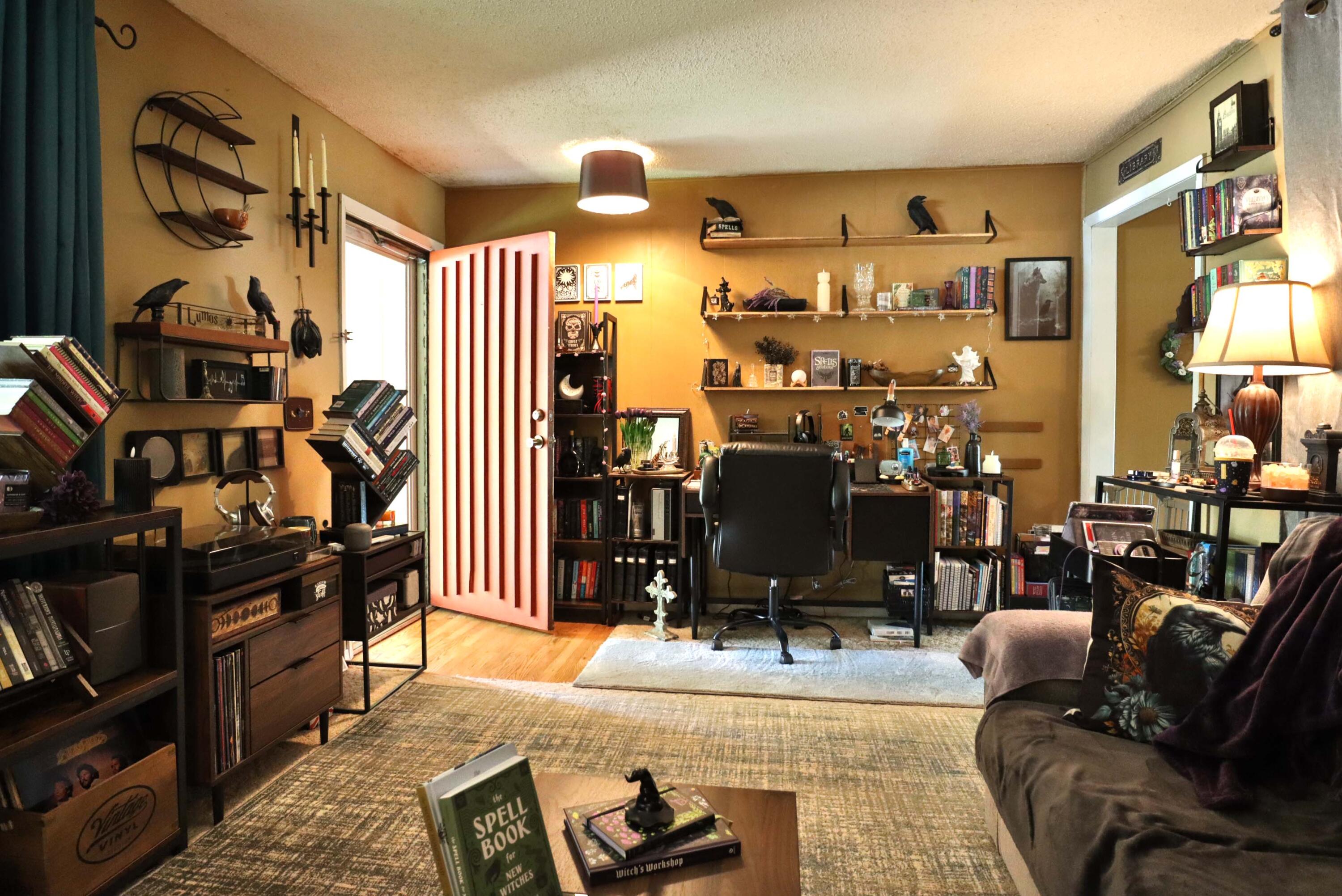 220 East Berkeley Street Property Photo 5