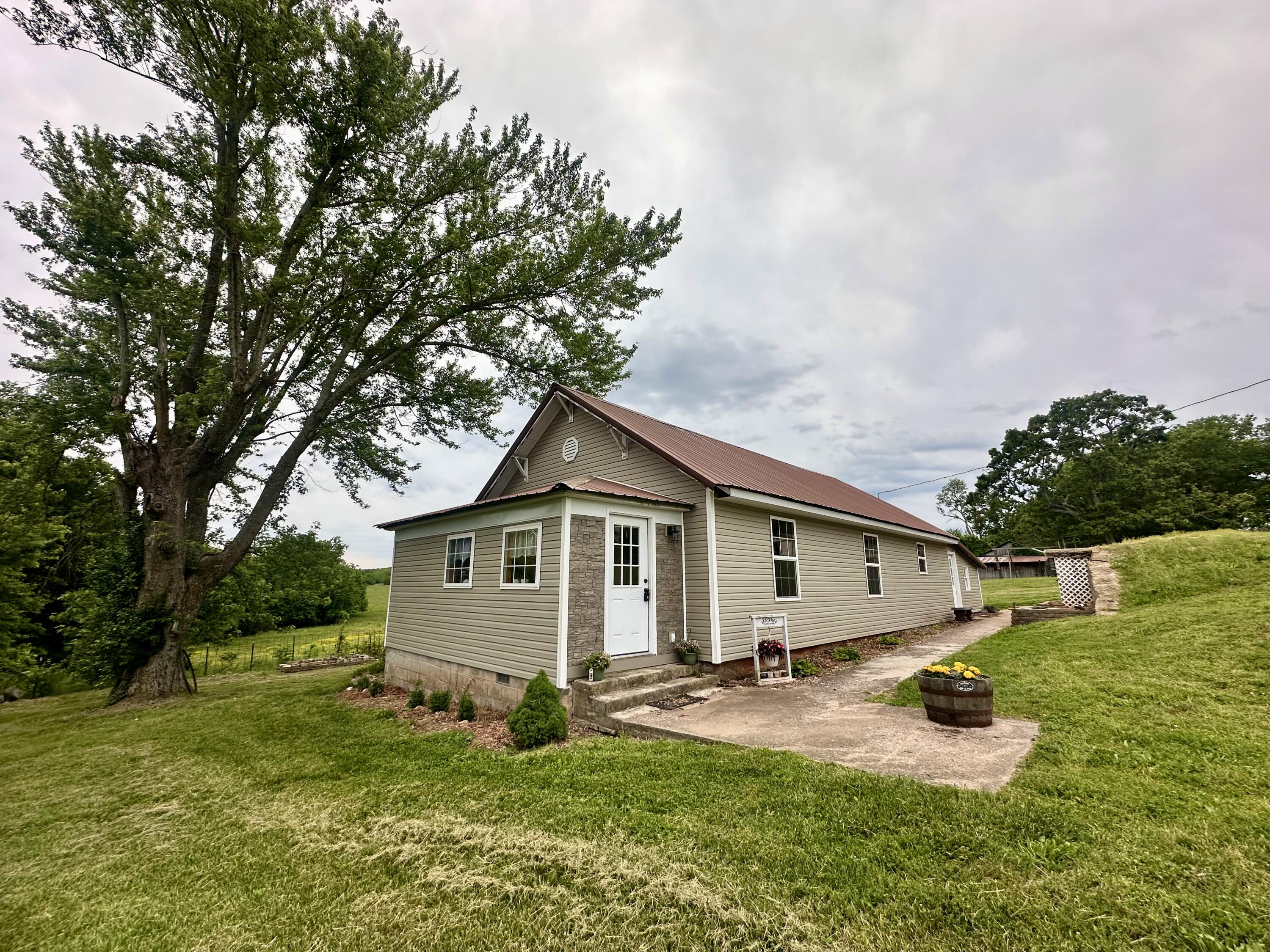 4565b County Rd 10 Property Photo 1