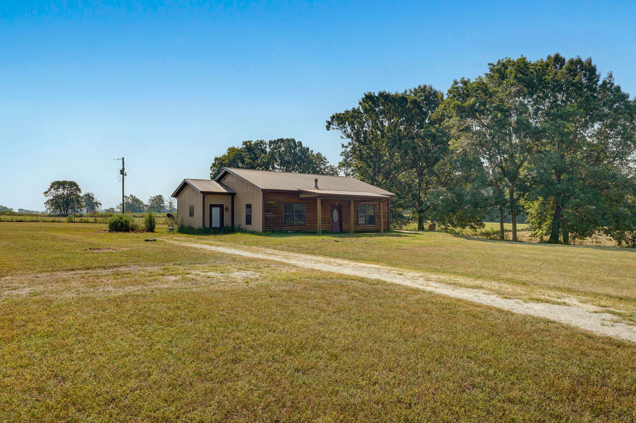 4276 State Highway Ww Property Photo 1