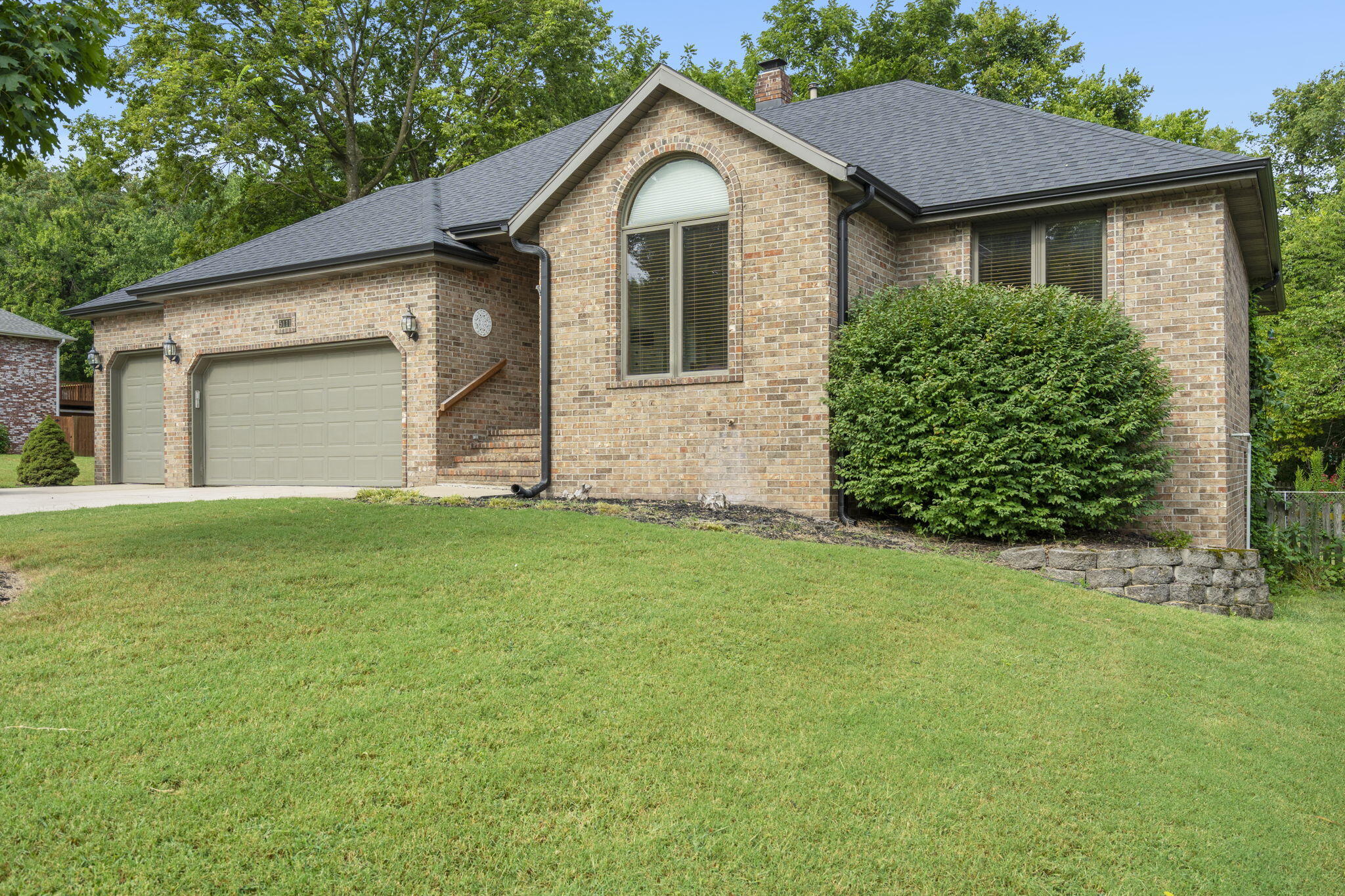 5111 South Clay Avenue Property Photo 1