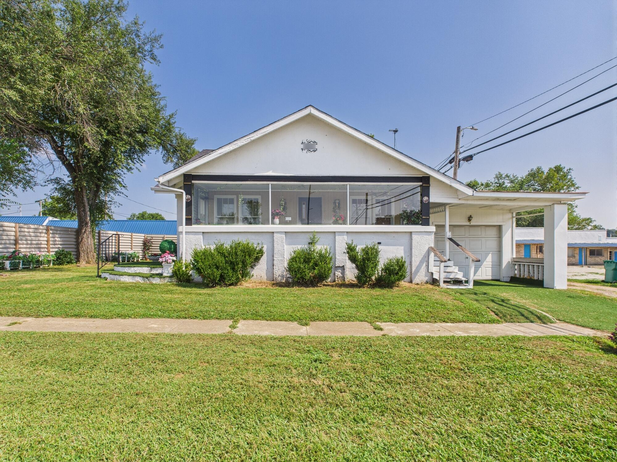 420 Ozark Street Property Photo 1