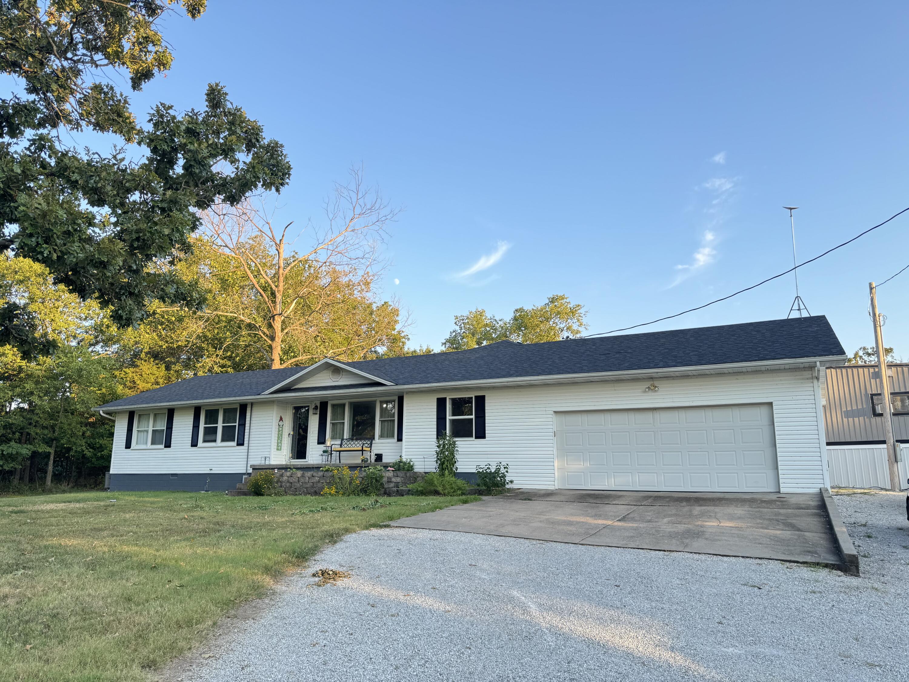 4914 West Farm Road 82