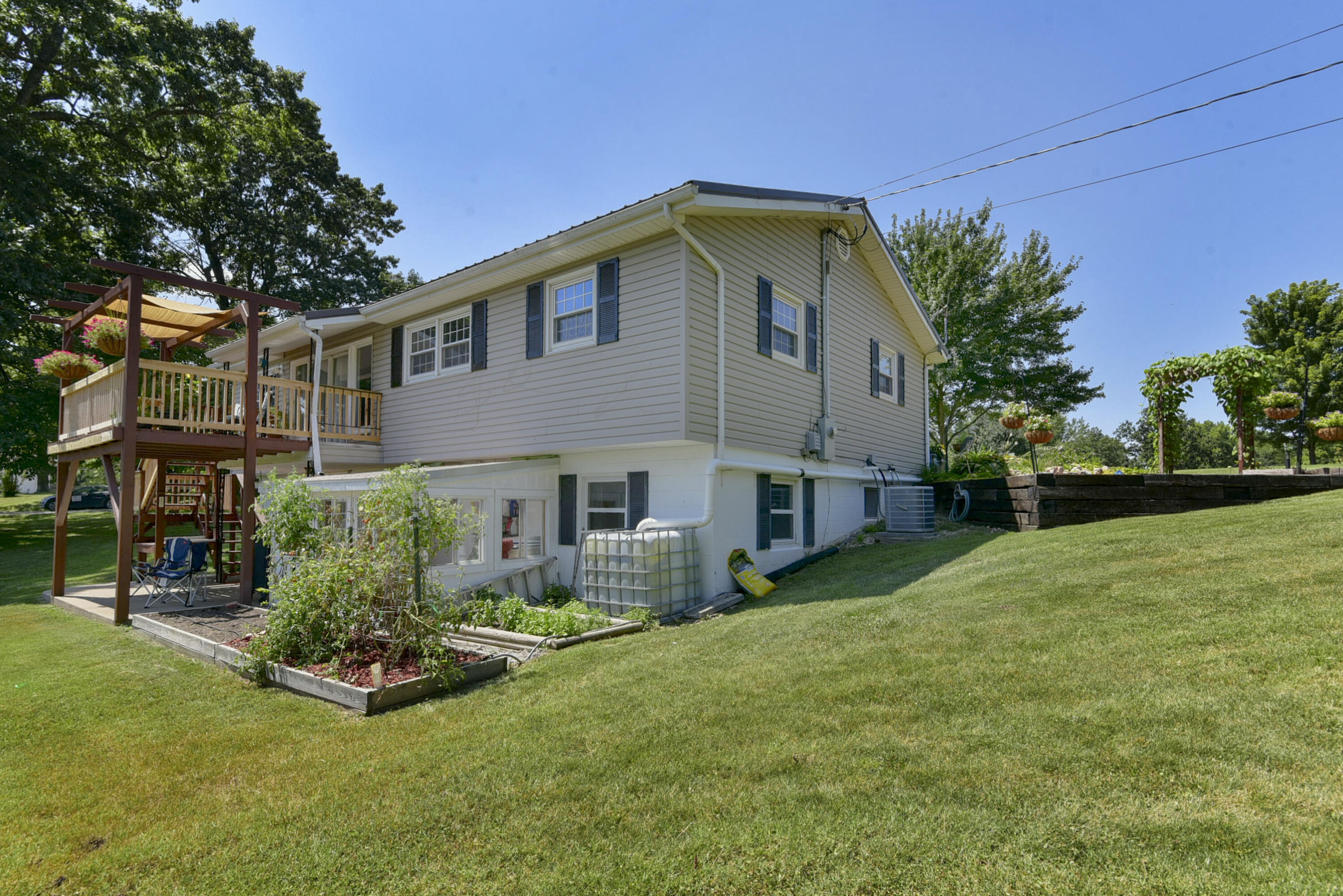 615 Main Street Property Photo 1