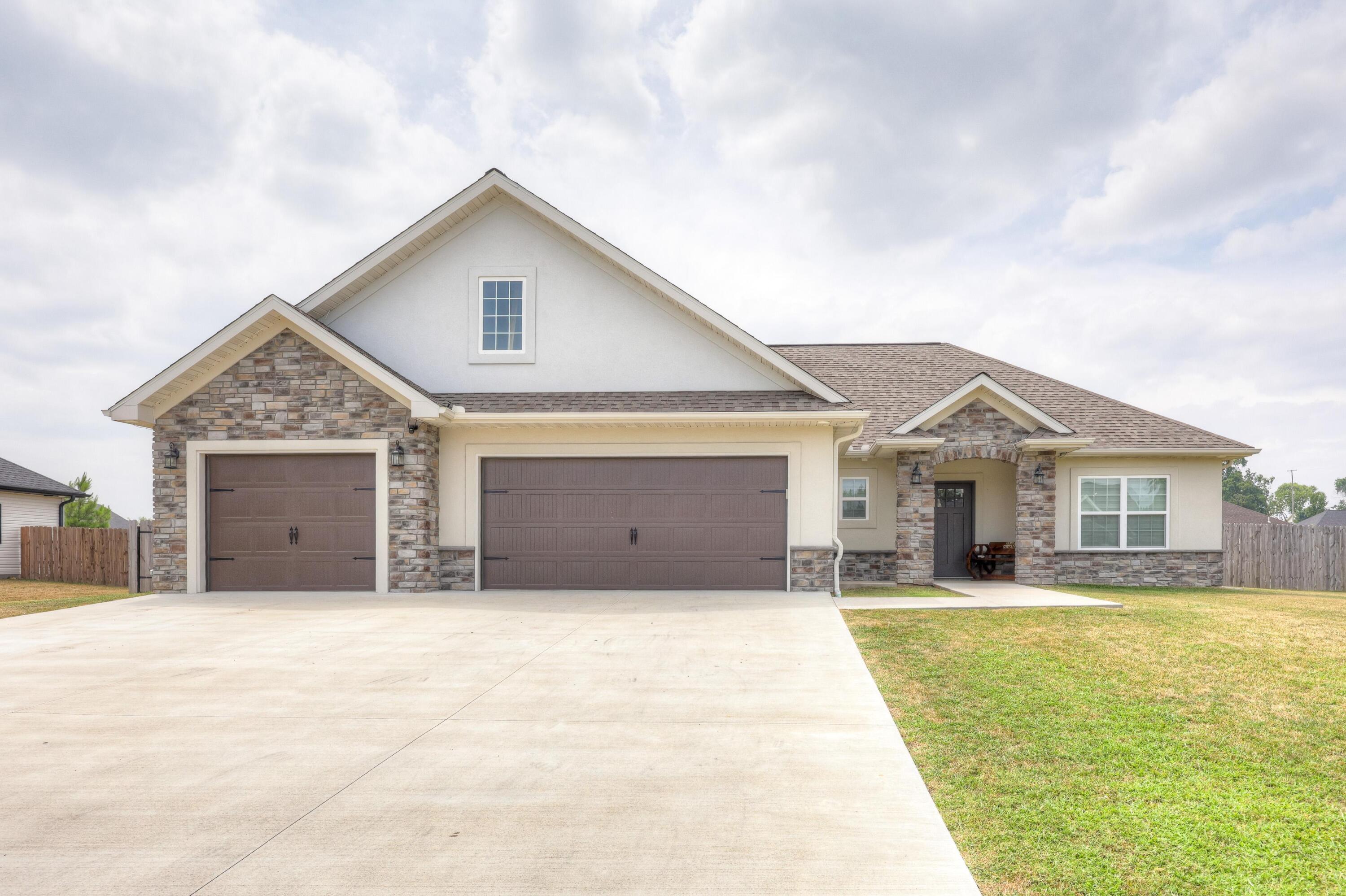4106 Tall Grass Drive