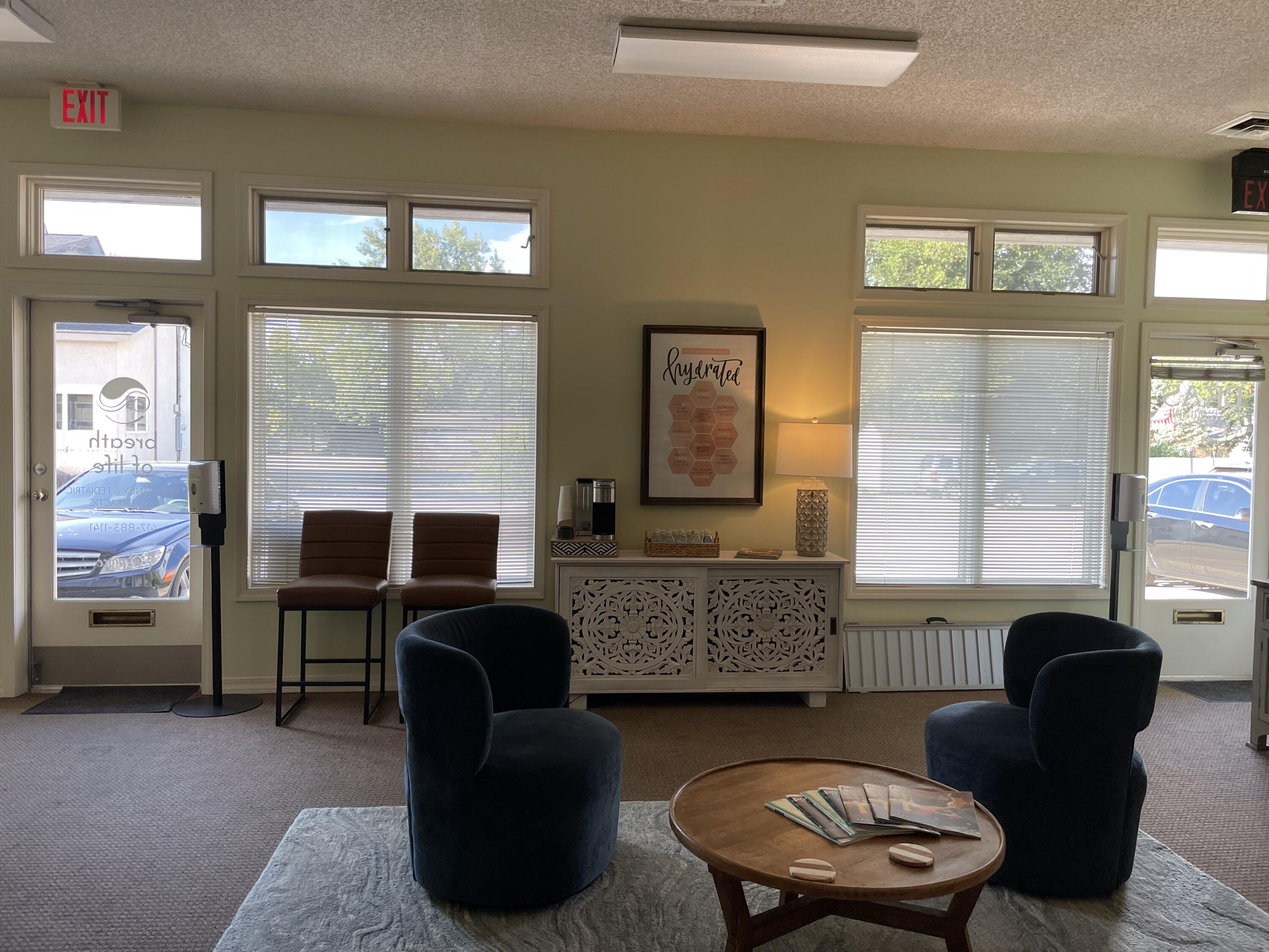 2021 South Waverly Avenue Property Photo 1