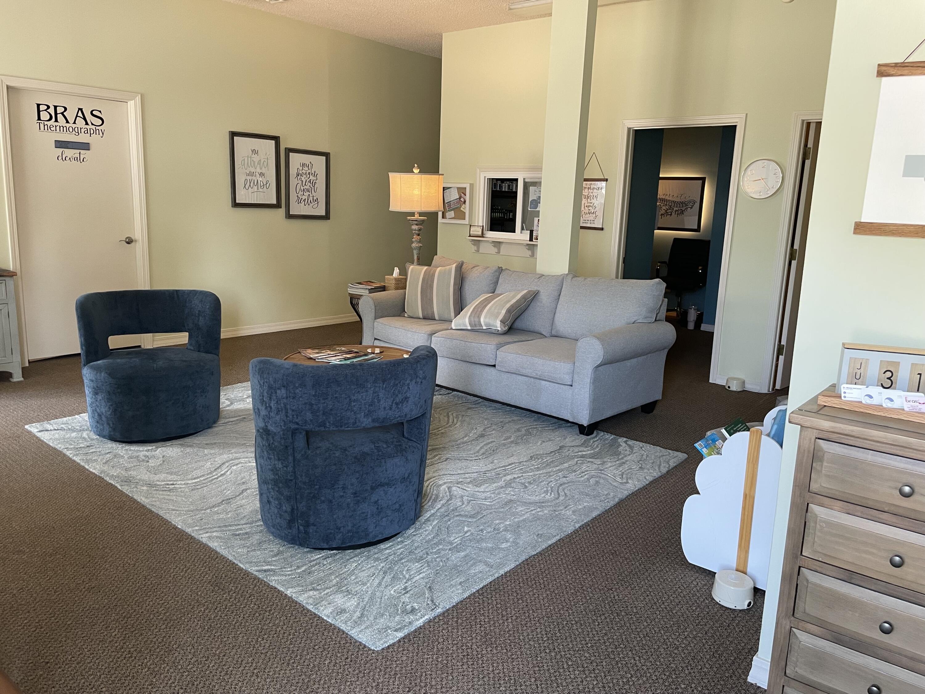 2021 South Waverly Avenue Property Photo 2