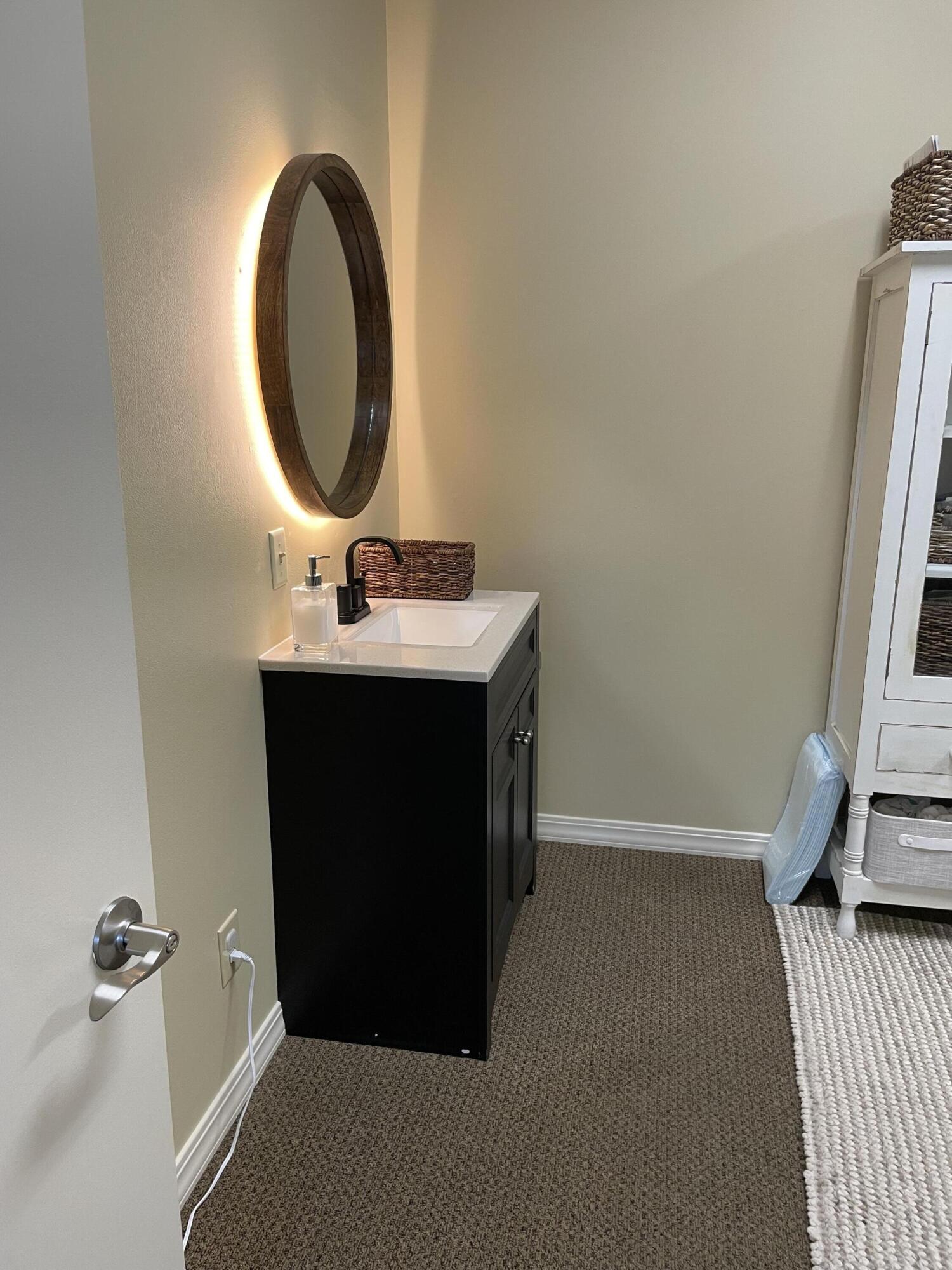 2021 South Waverly Avenue Property Photo 3