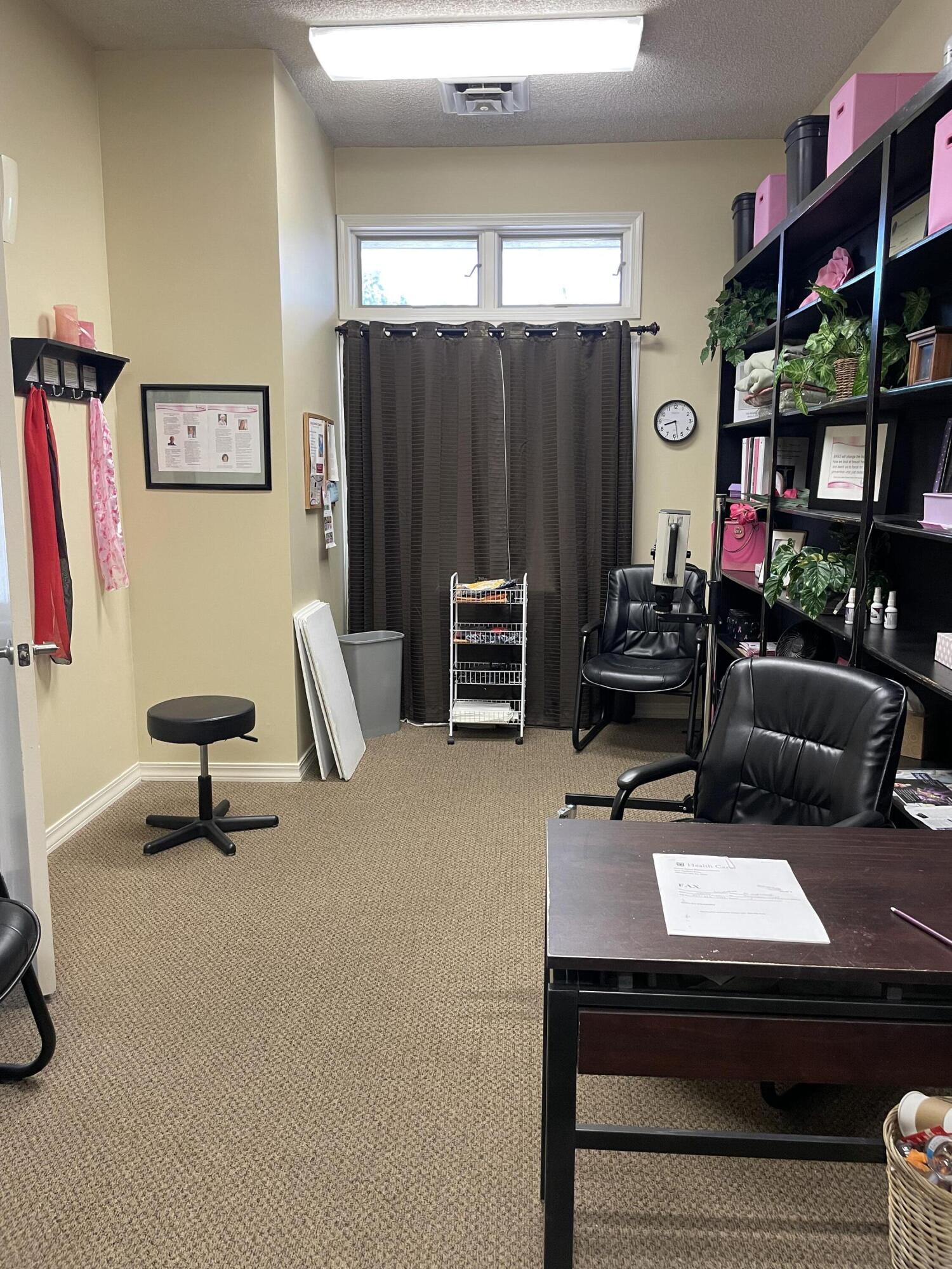 2021 South Waverly Avenue Property Photo 9