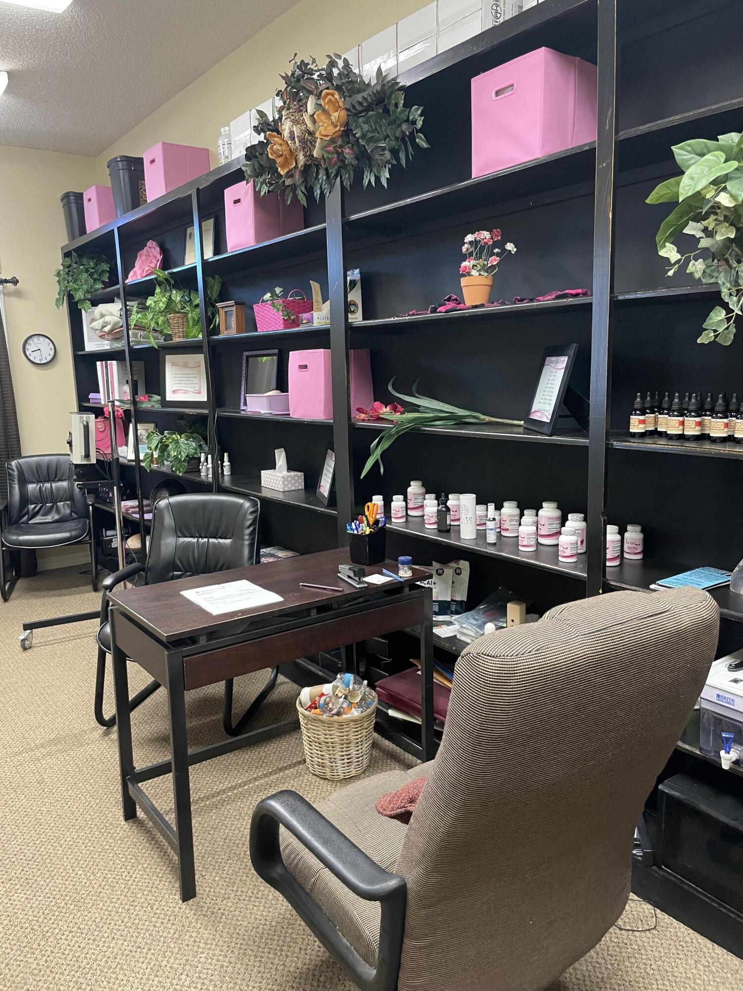 2021 South Waverly Avenue Property Photo 10