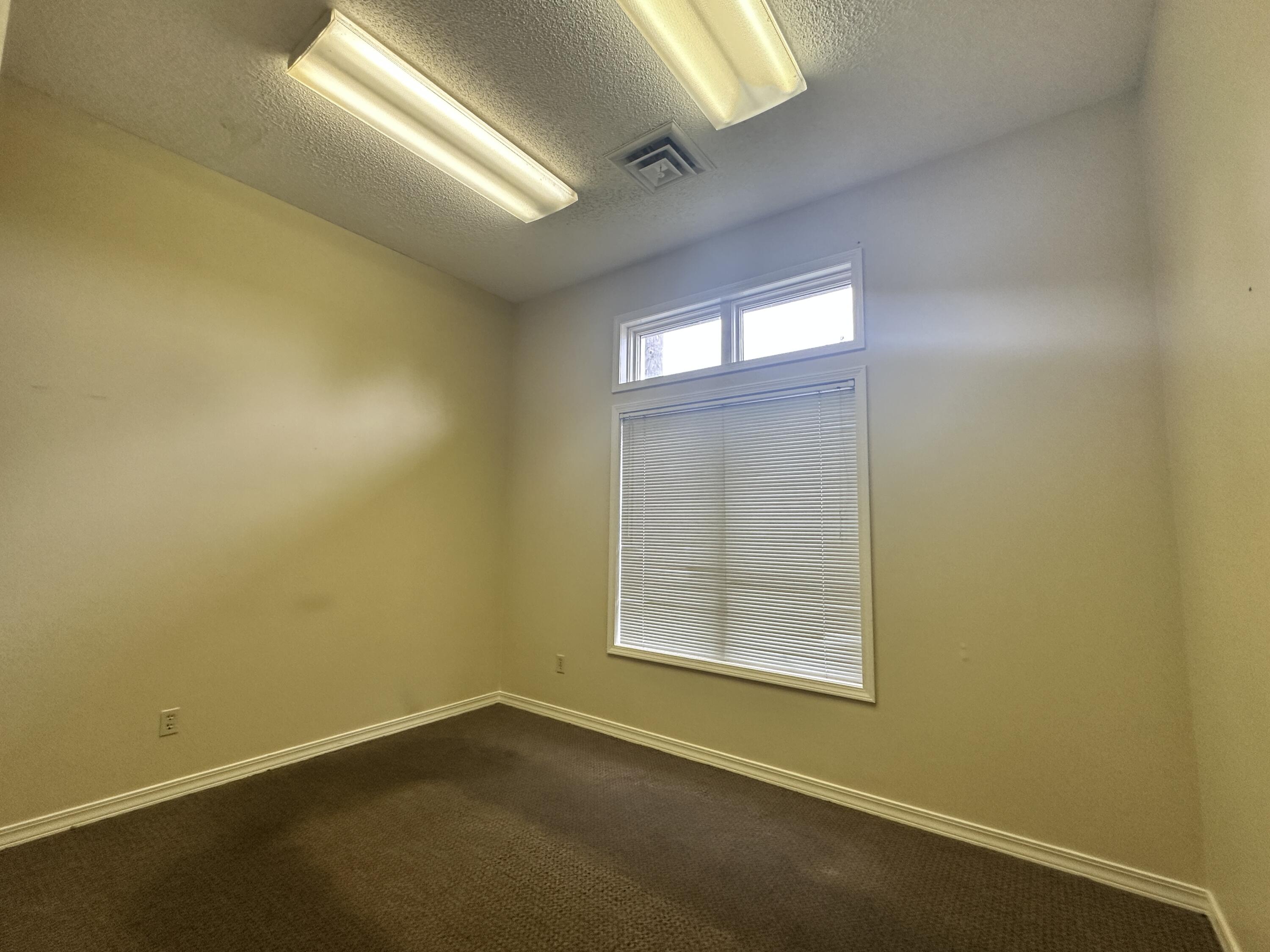 2021 South Waverly Avenue Property Photo 14