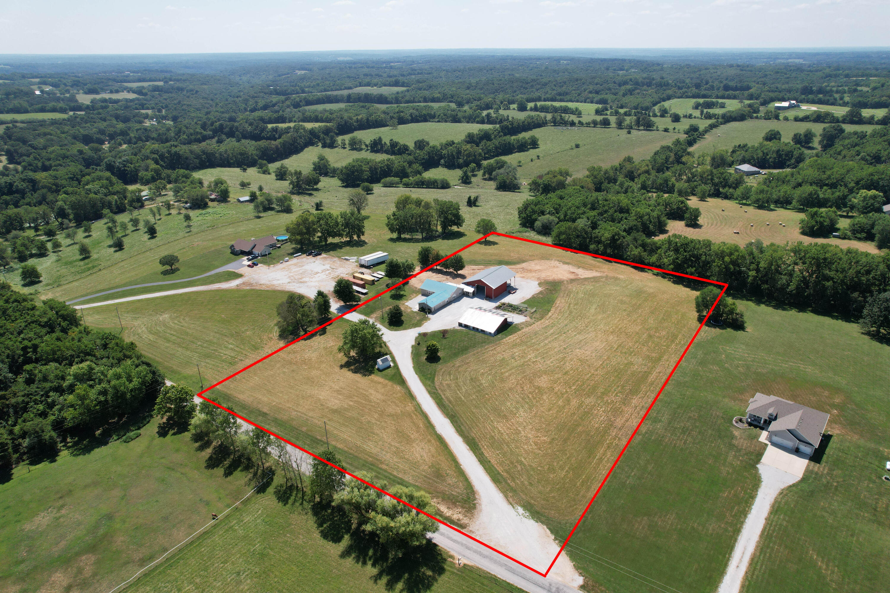 1510 Mount Carmel Road Property Photo 1