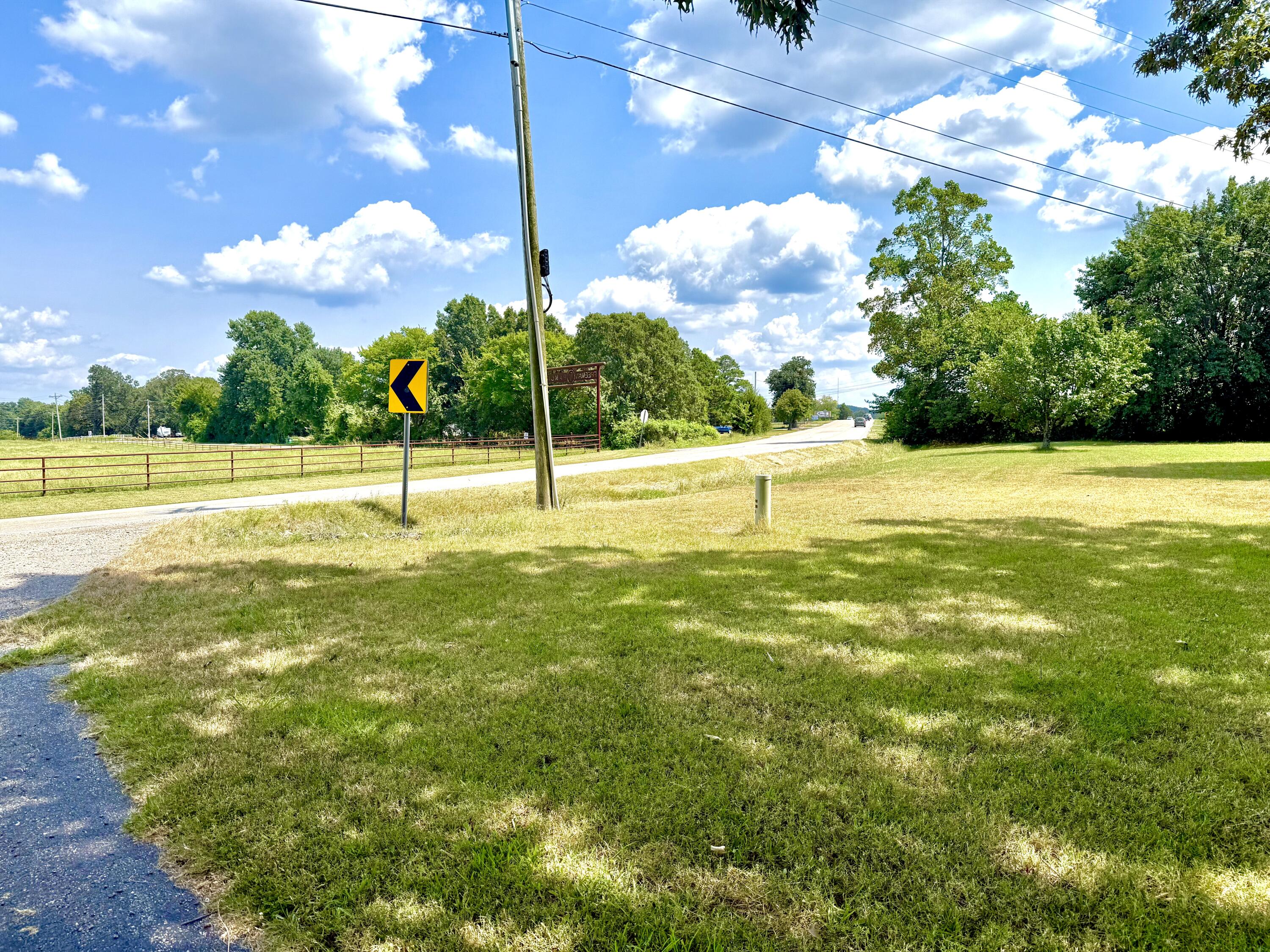 3754 Hwy 5 North Property Photo 2