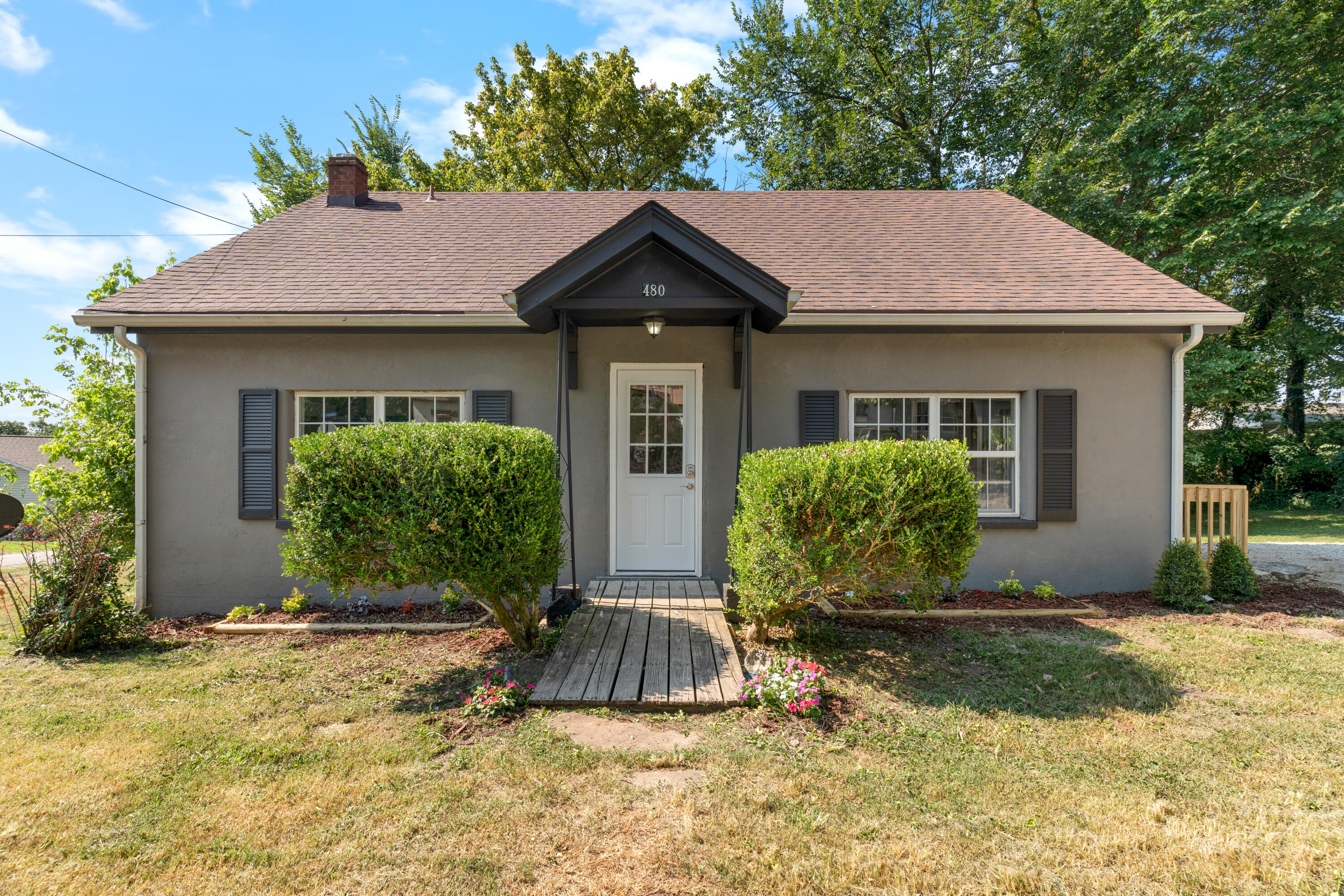 480 Shadowrock Drive