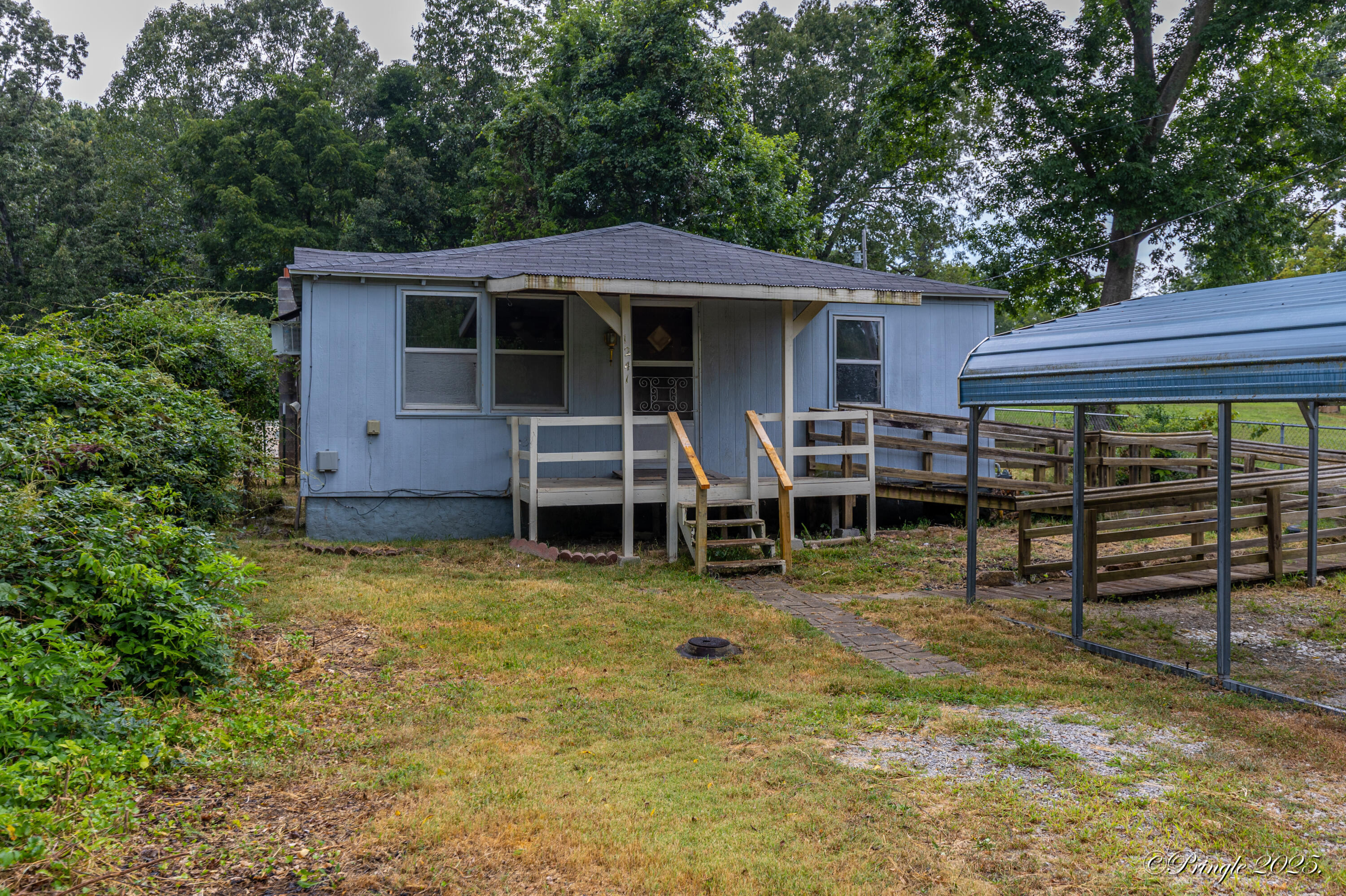 1241 Allen Street Property Photo 1