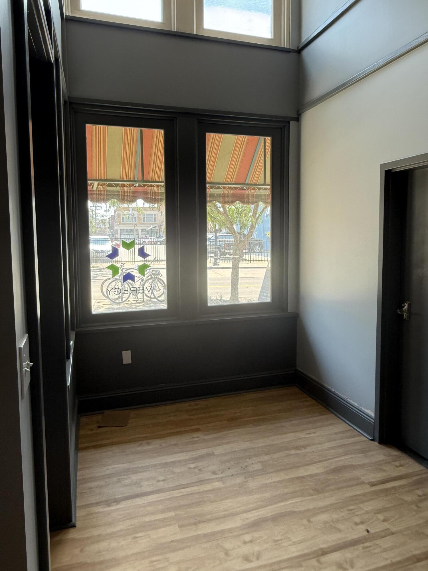 313 Park Central Property Photo 2