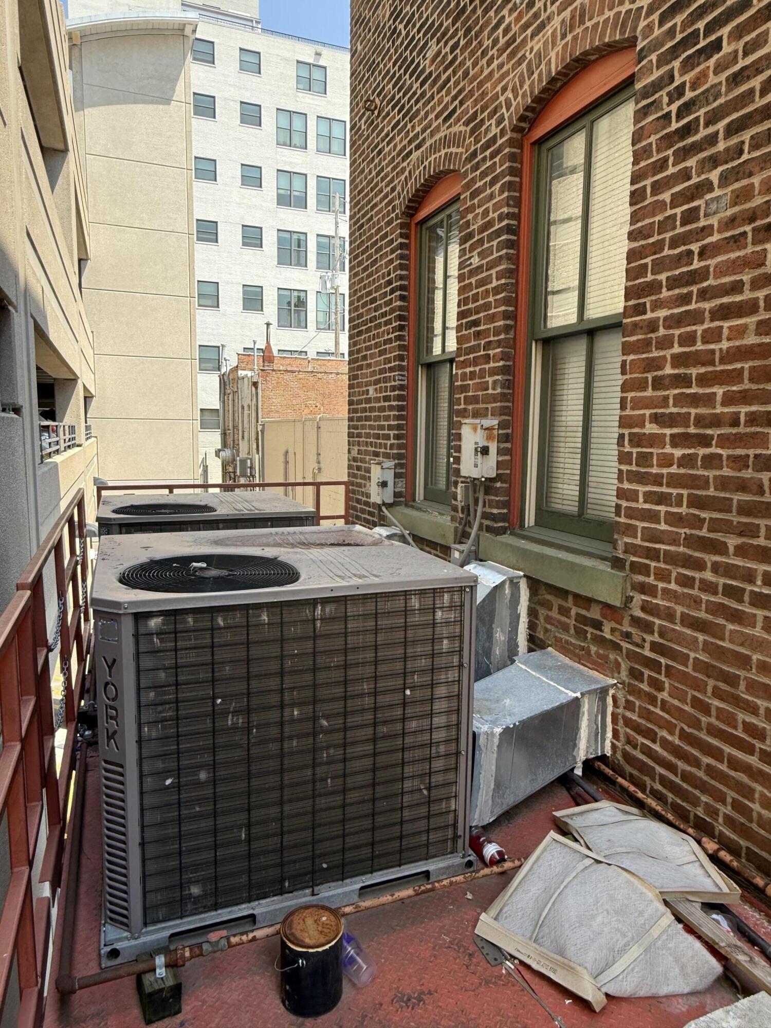 313 Park Central Property Photo 28