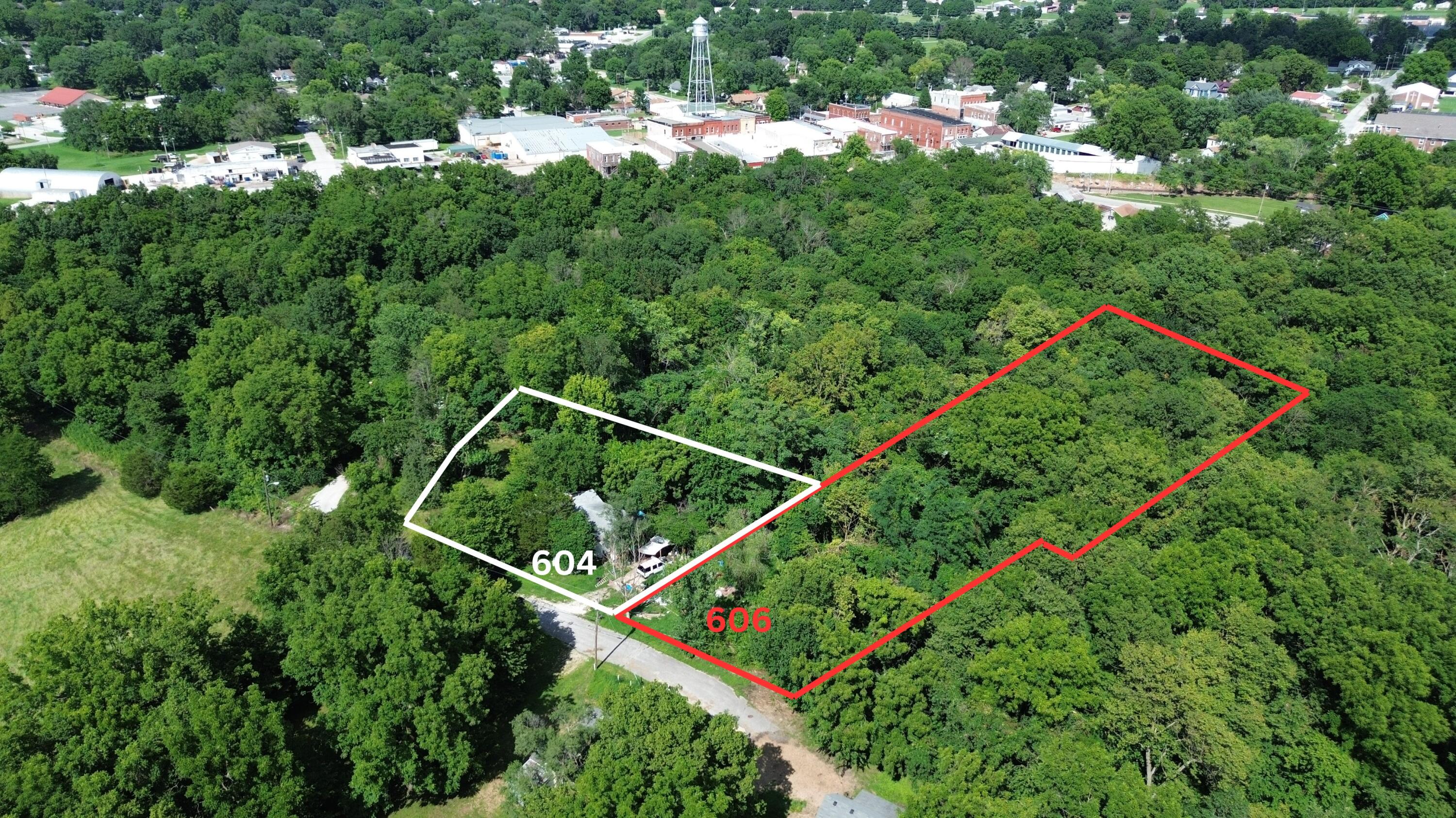 606 South Brookside Avenue Property Photo 1