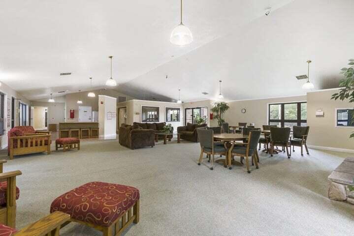 350 Wildwood Drive South 13 Property Photo 47