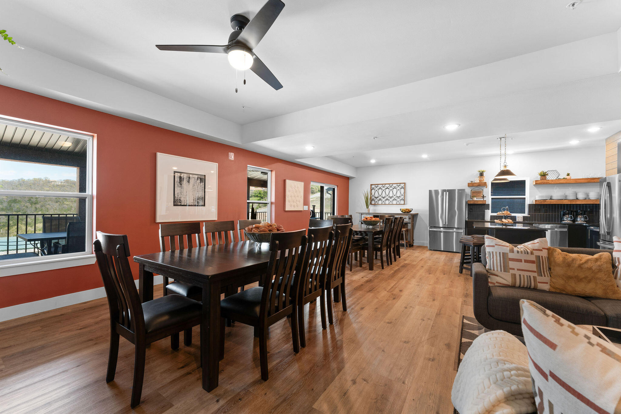 210 Poolside Pass Road Property Photo 14