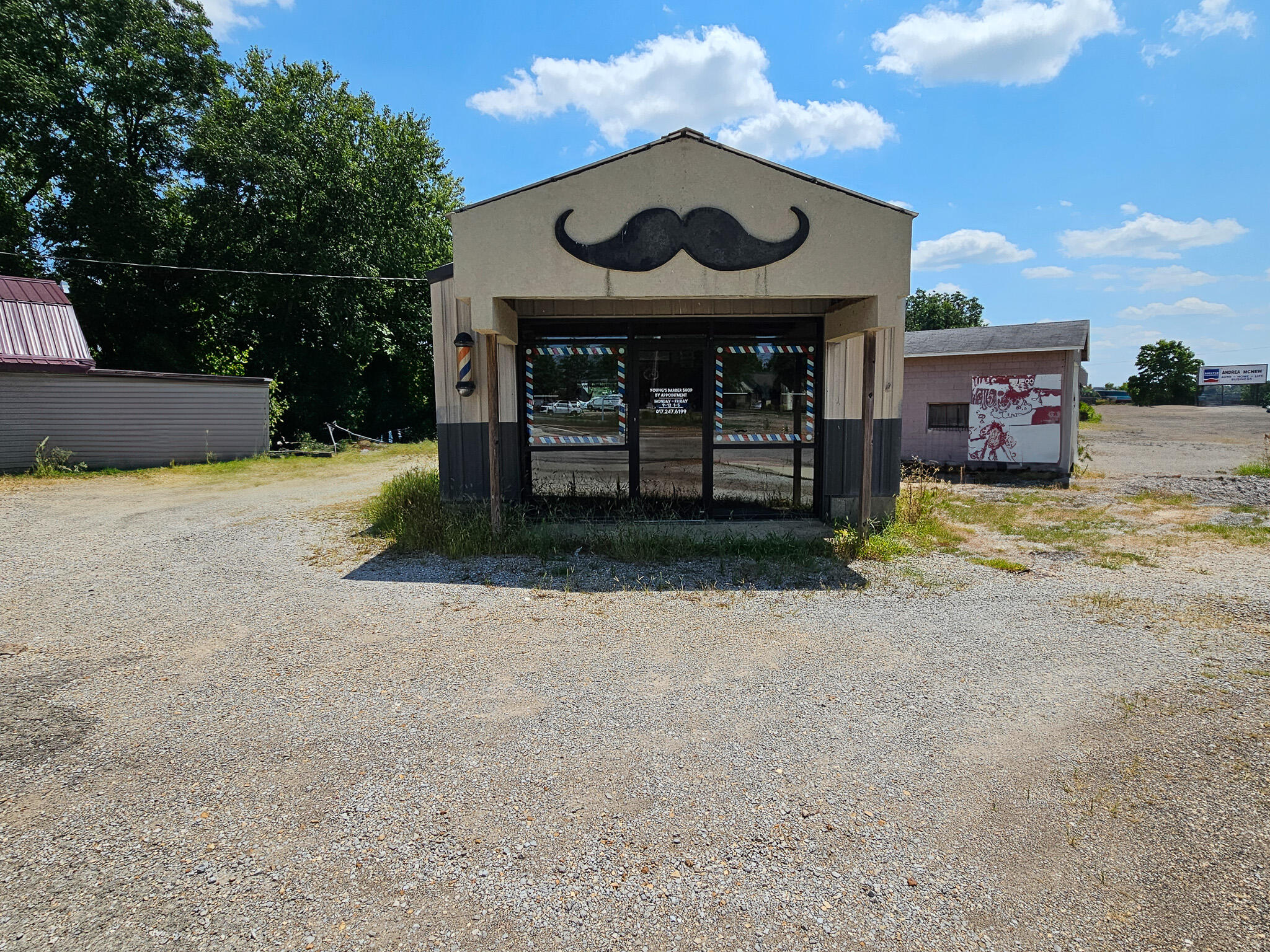 415 North Elm Street Property Photo 1