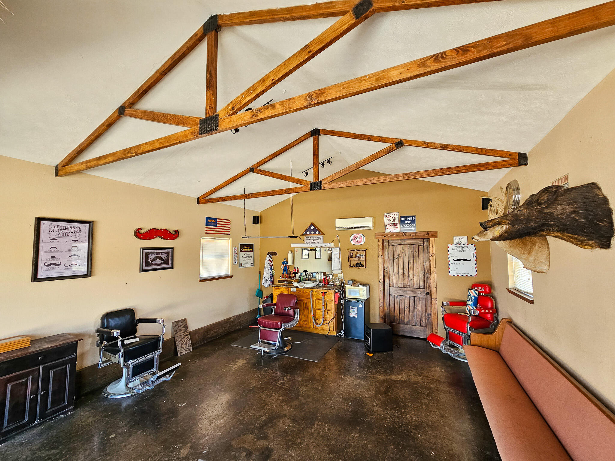 415 North Elm Street Property Photo 5