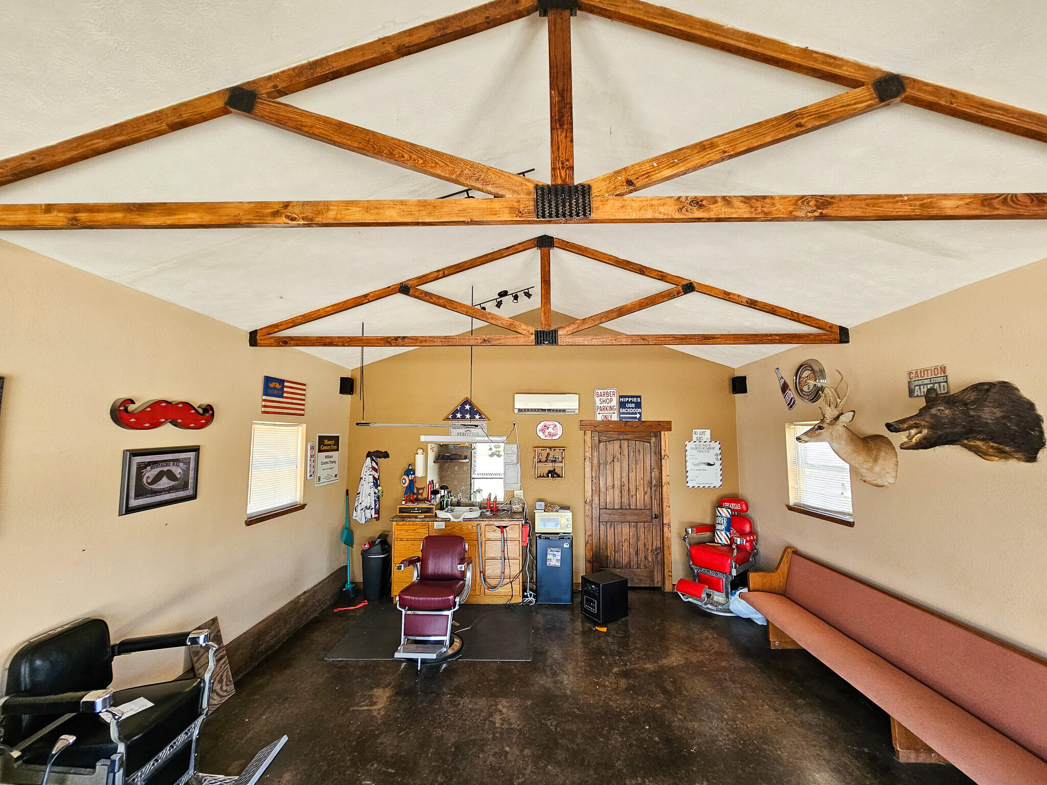 415 North Elm Street Property Photo 7