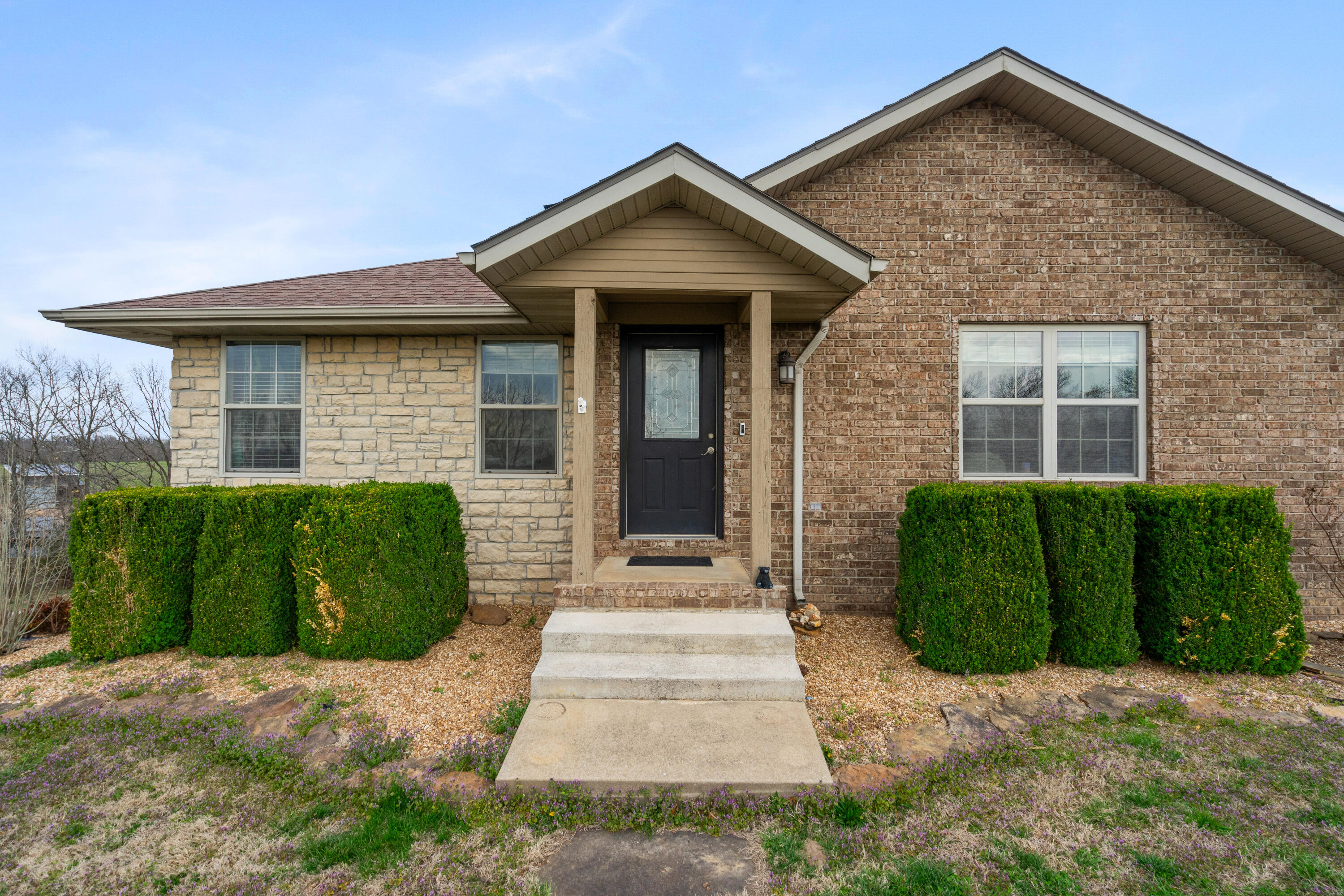 12048 North Farm Rd 93