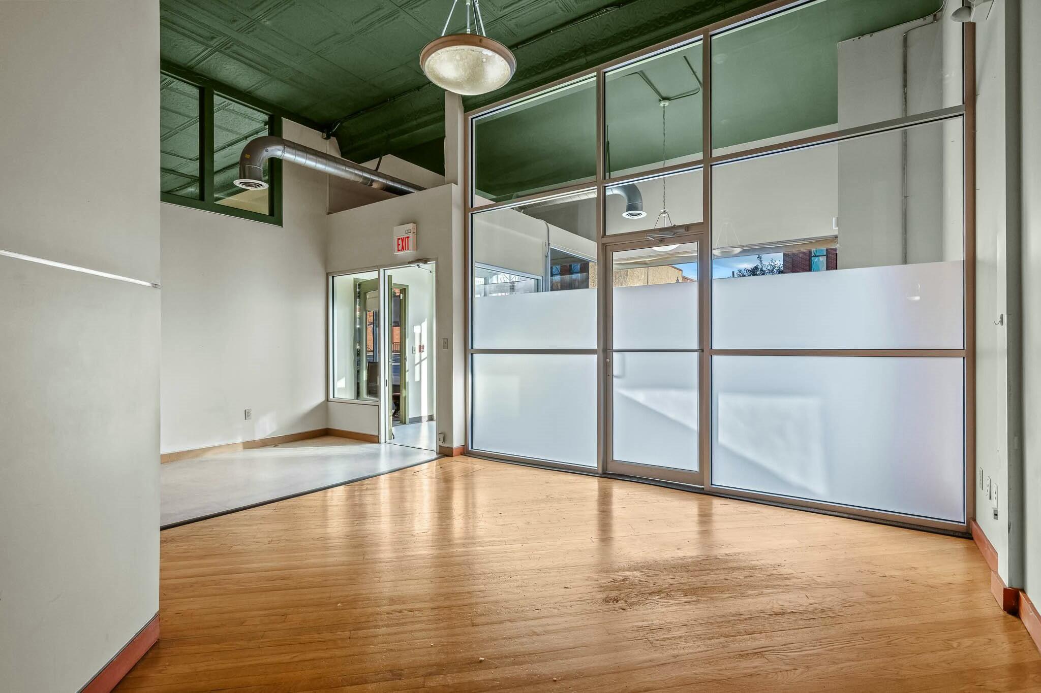 229 East Commercial Street Property Photo 6