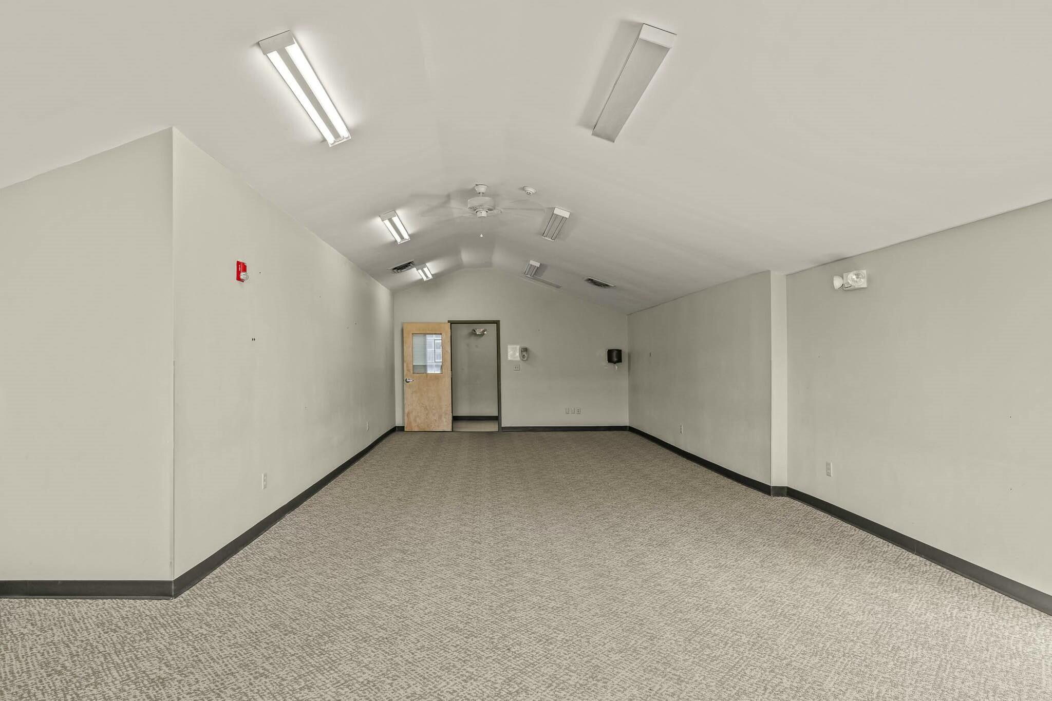 229 East Commercial Street Property Photo 50