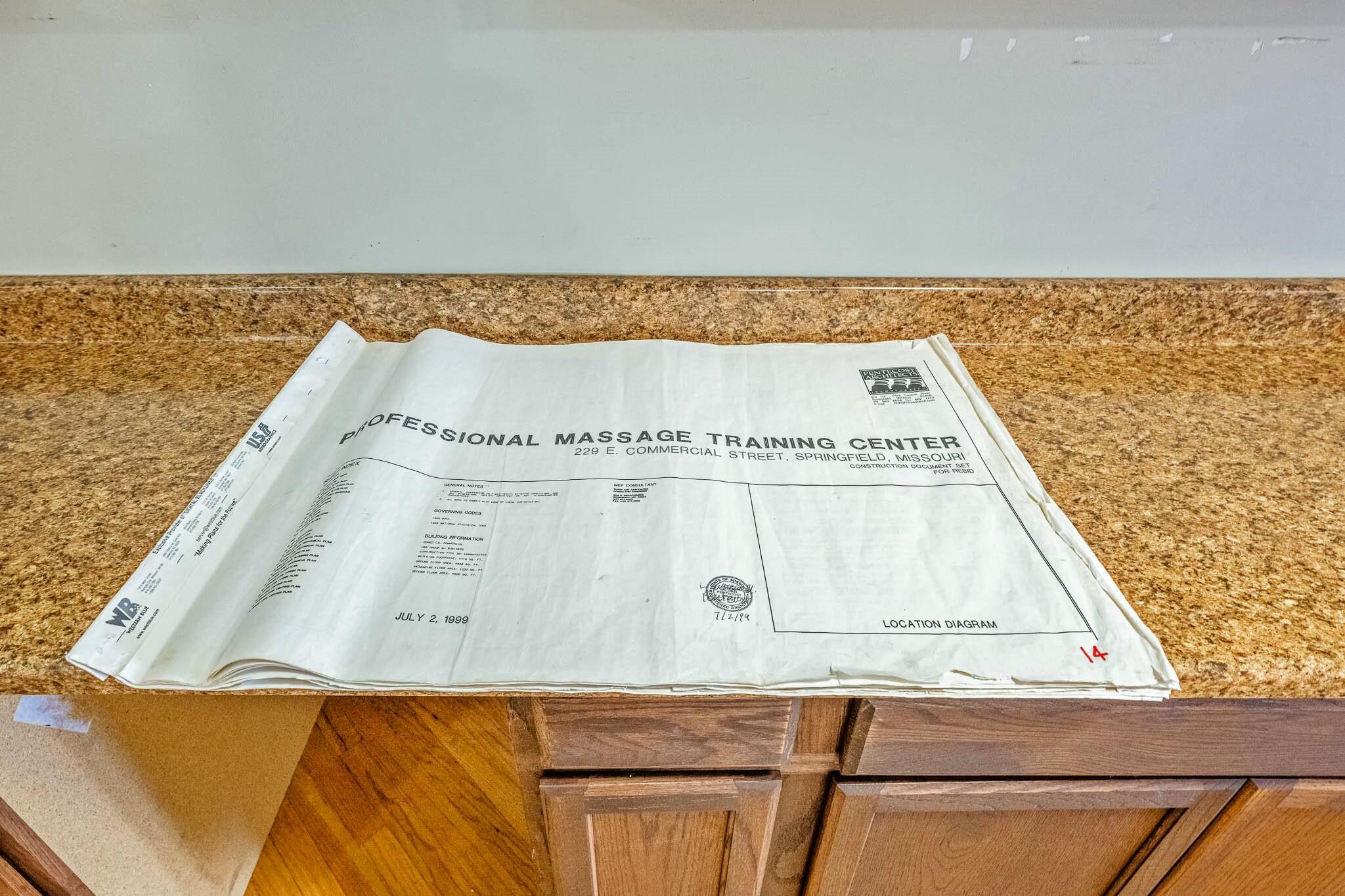 229 East Commercial Street Property Photo 56