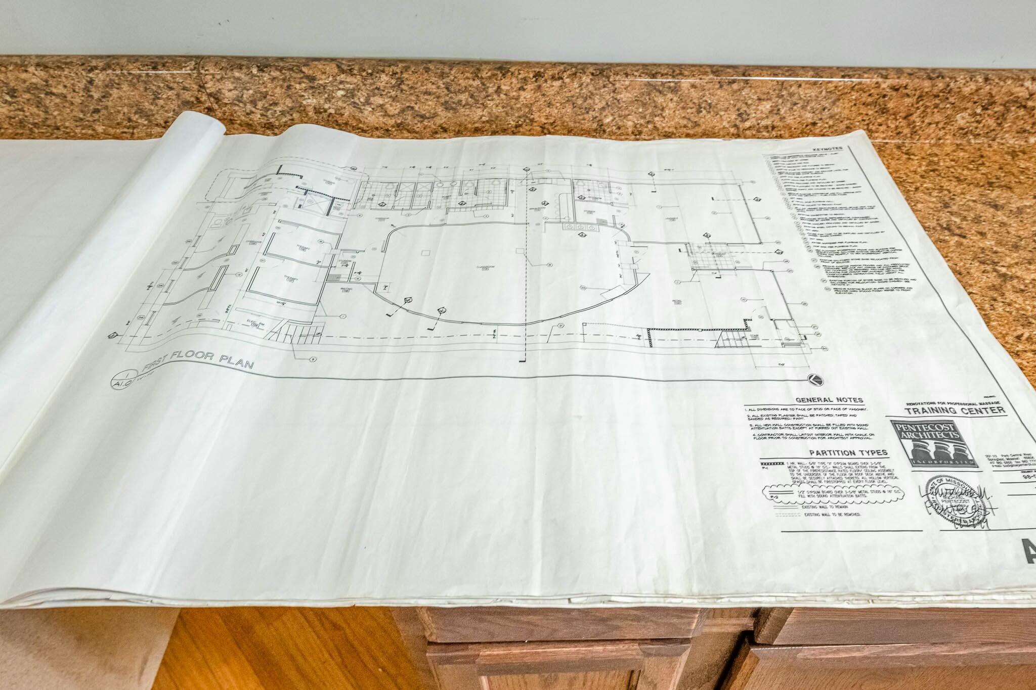 229 East Commercial Street Property Photo 57