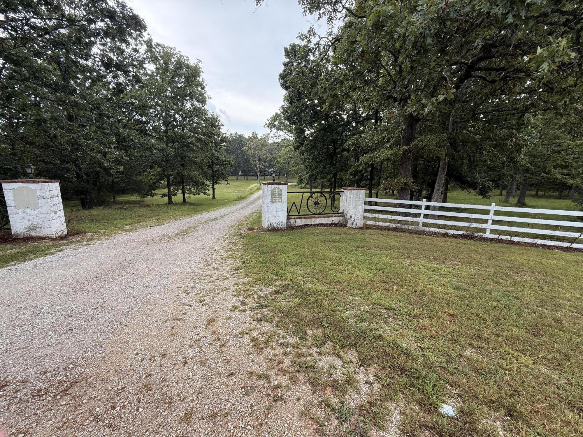 000 Private Road 2532 Property Photo 10