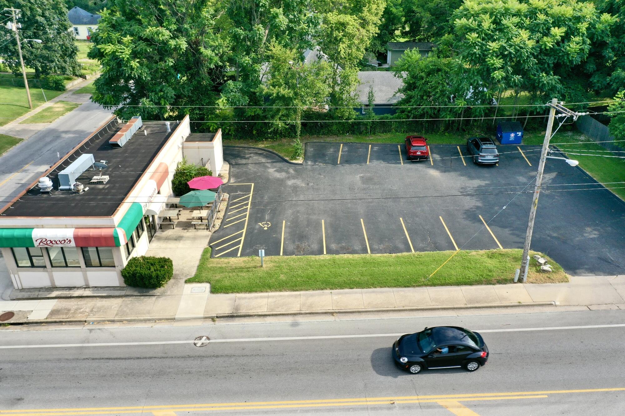 834 East Division Street Property Photo 1