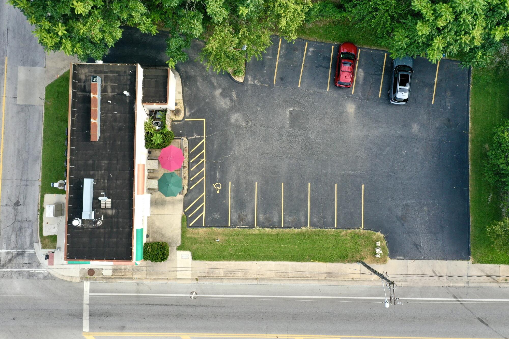 834 East Division Street Property Photo 2