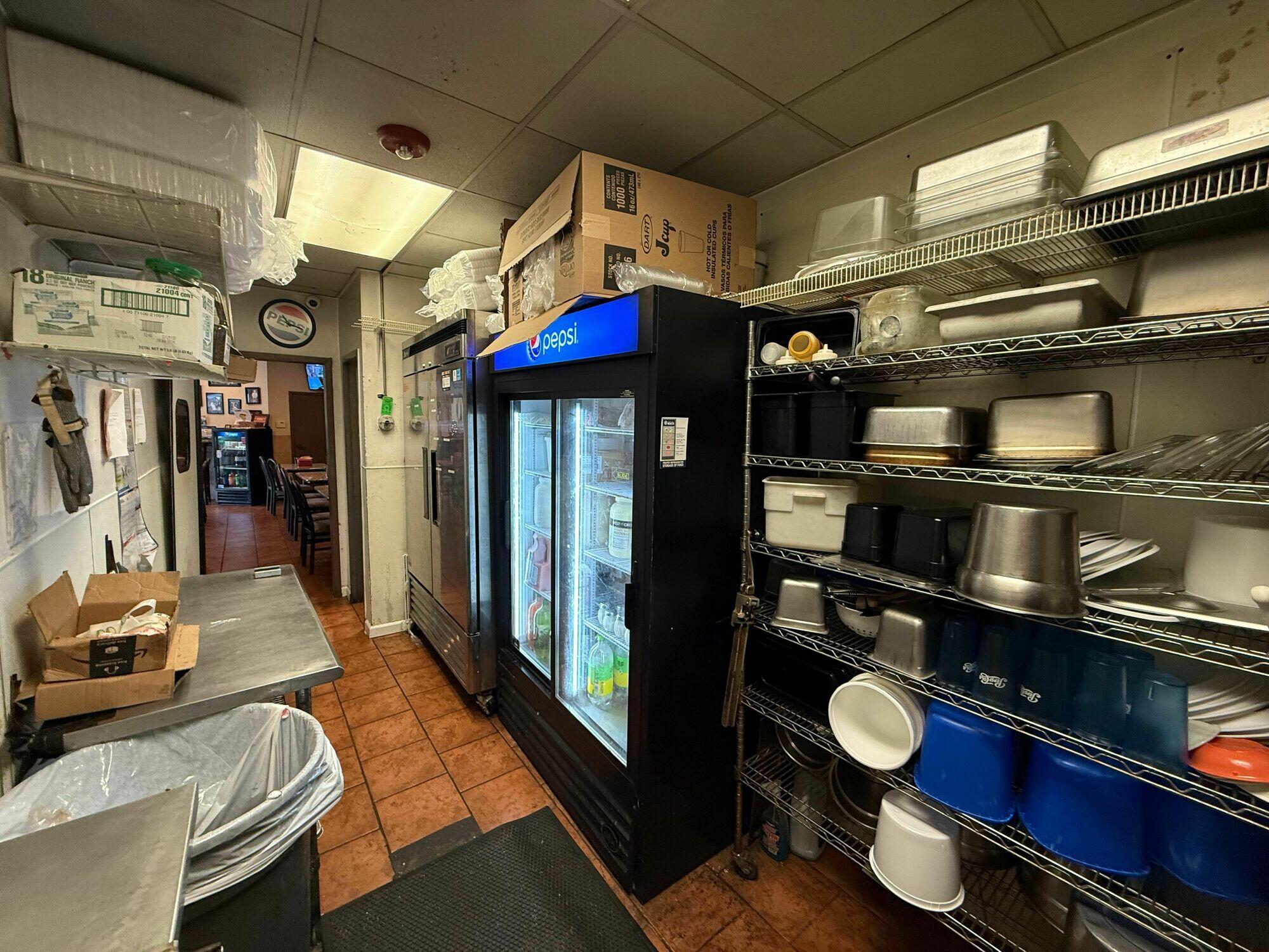 834 East Division Street Property Photo 23