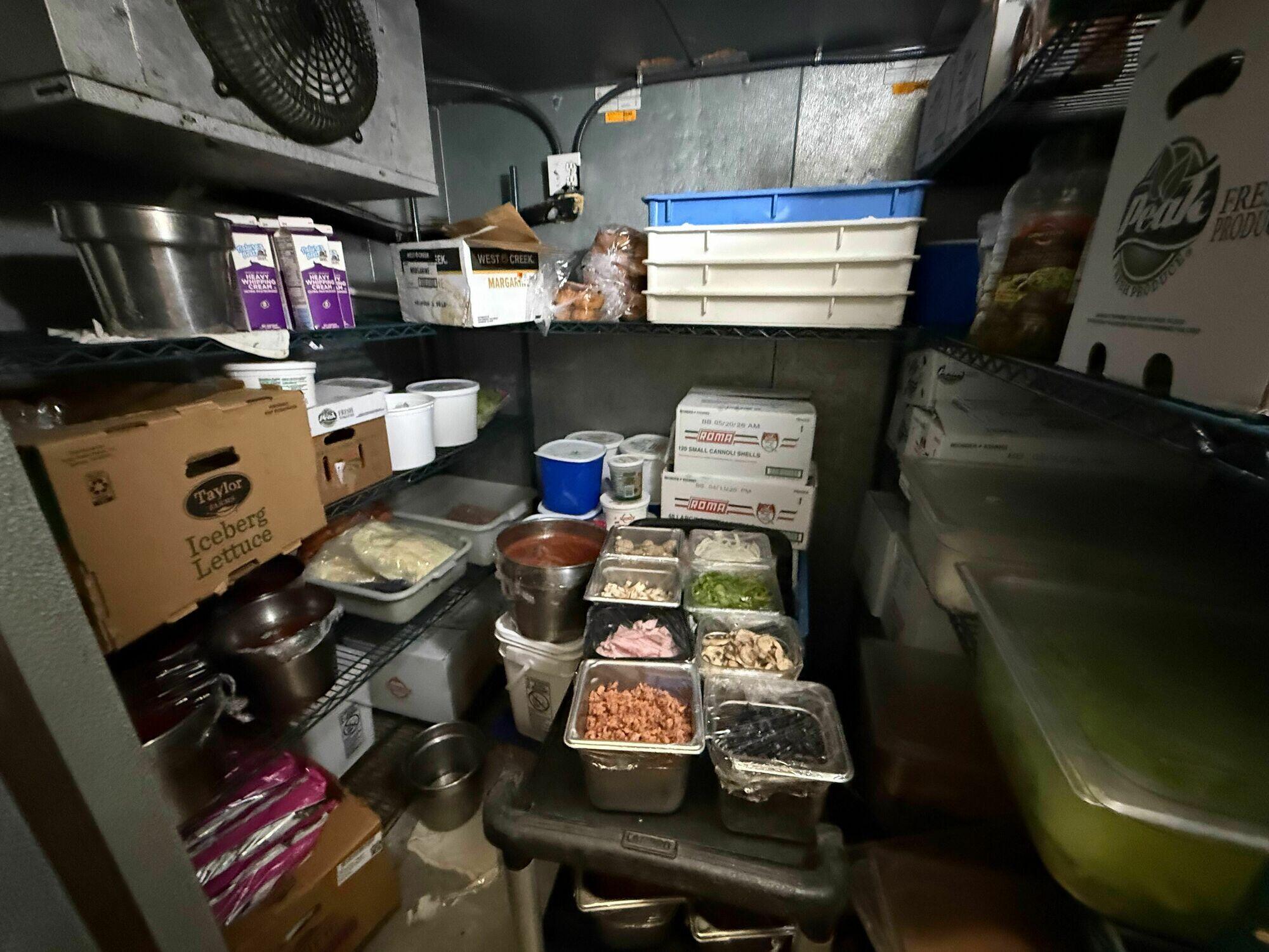 834 East Division Street Property Photo 29