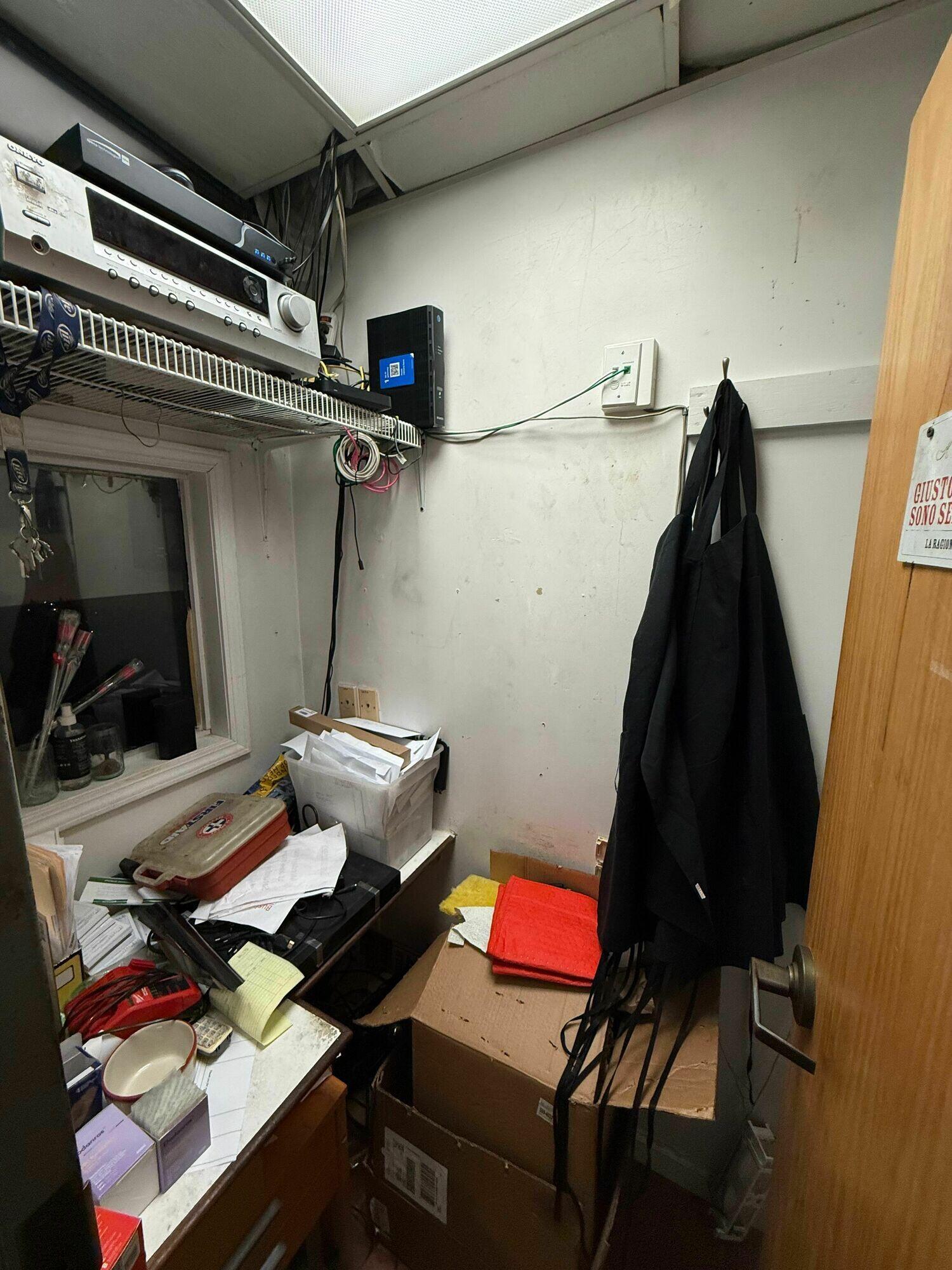 834 East Division Street Property Photo 30