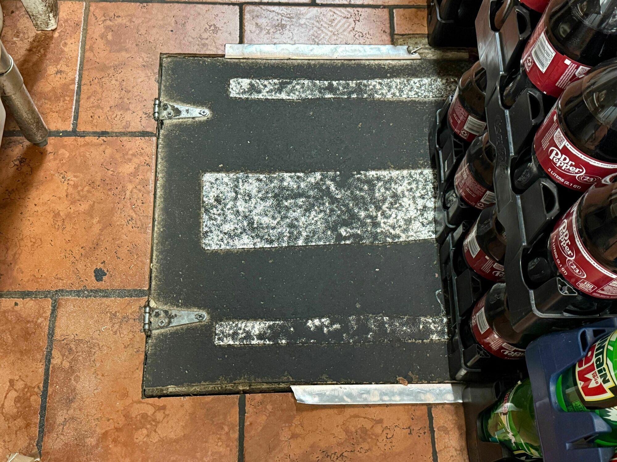 834 East Division Street Property Photo 35