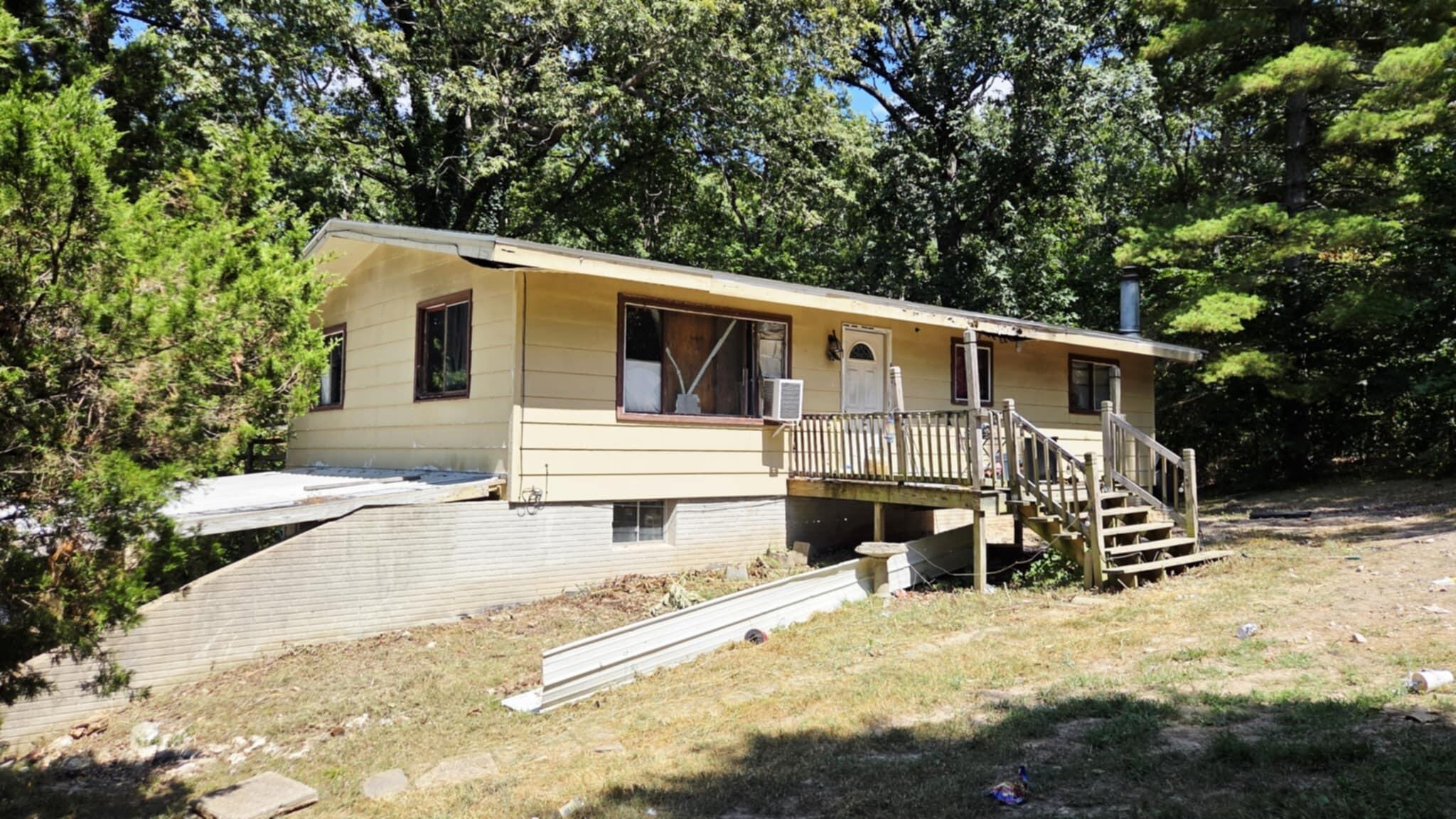 122 Vfw Road Property Photo 1