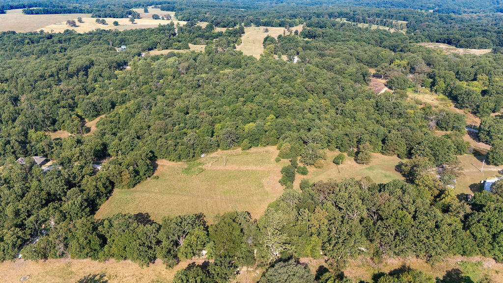 000 Farm Road 1150 Property Photo 1