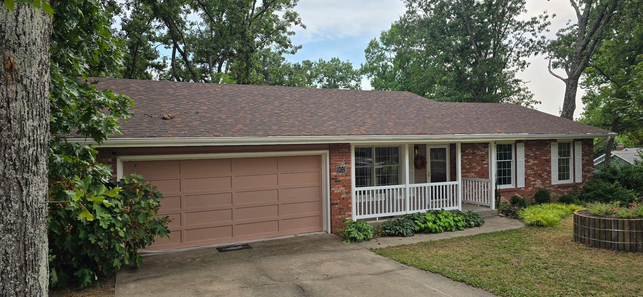 902 Wildwood Drive Property Photo 1