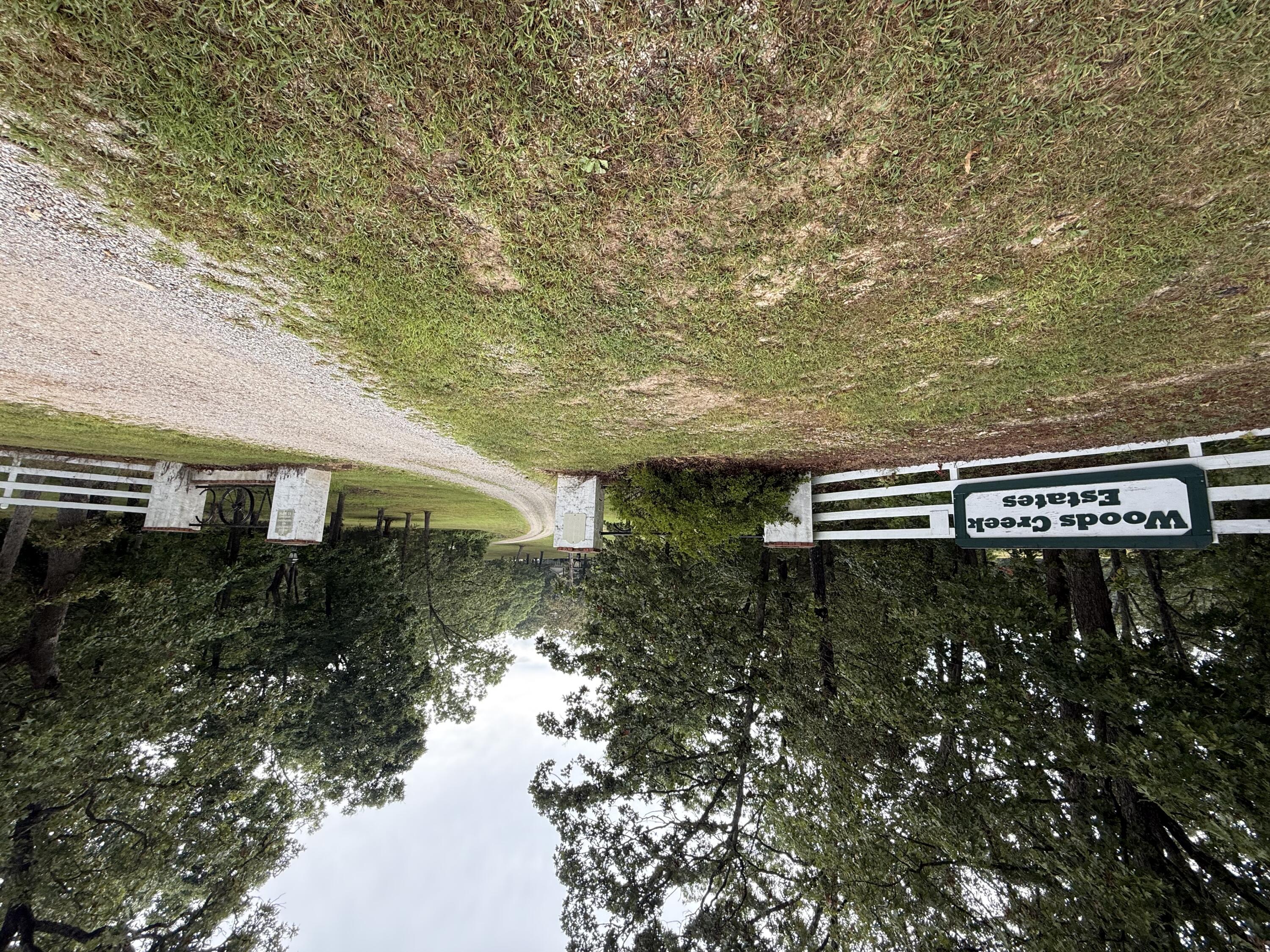 000 Private Road 2532
