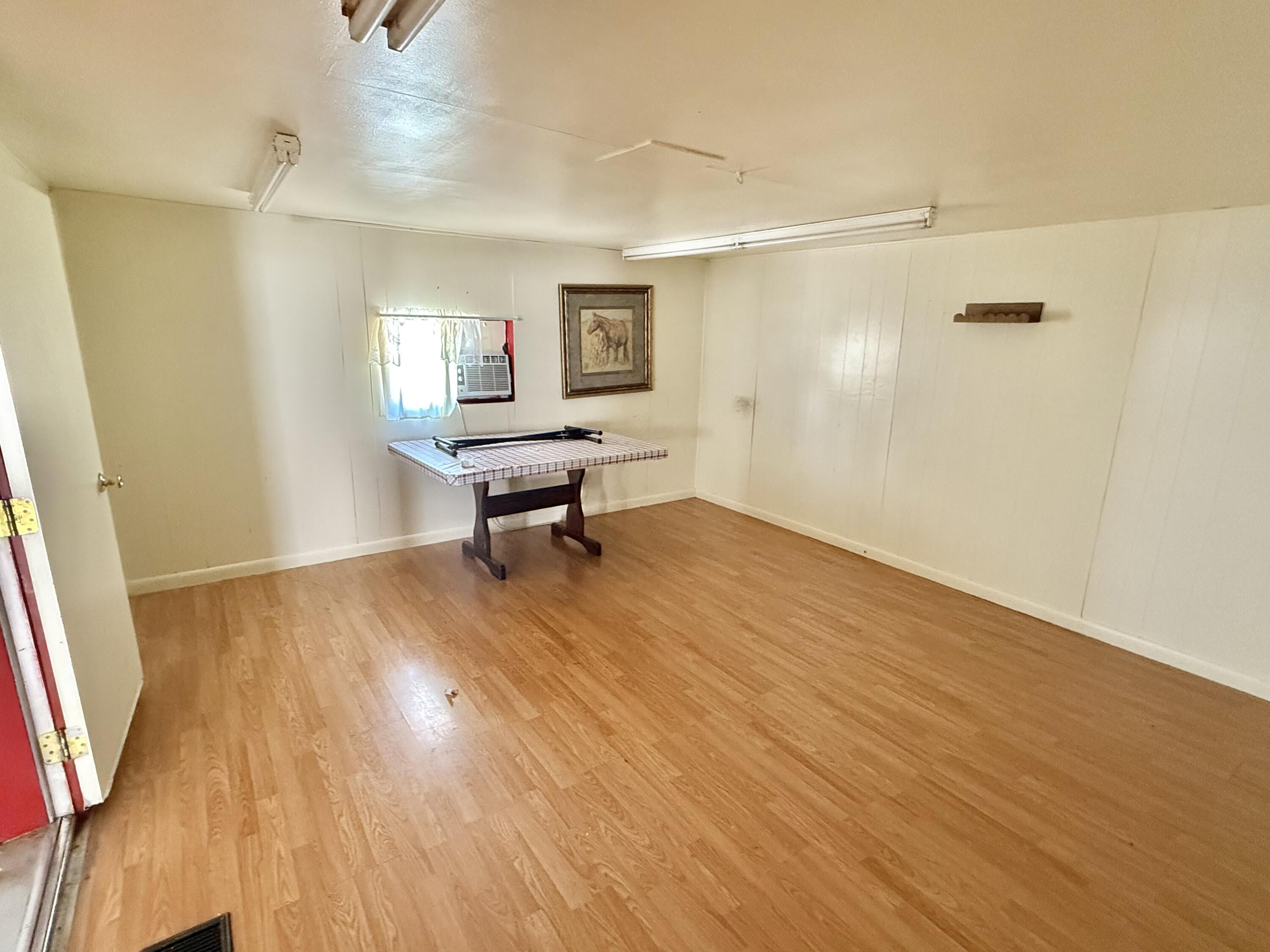 127 East Rolla Street Property Photo 9