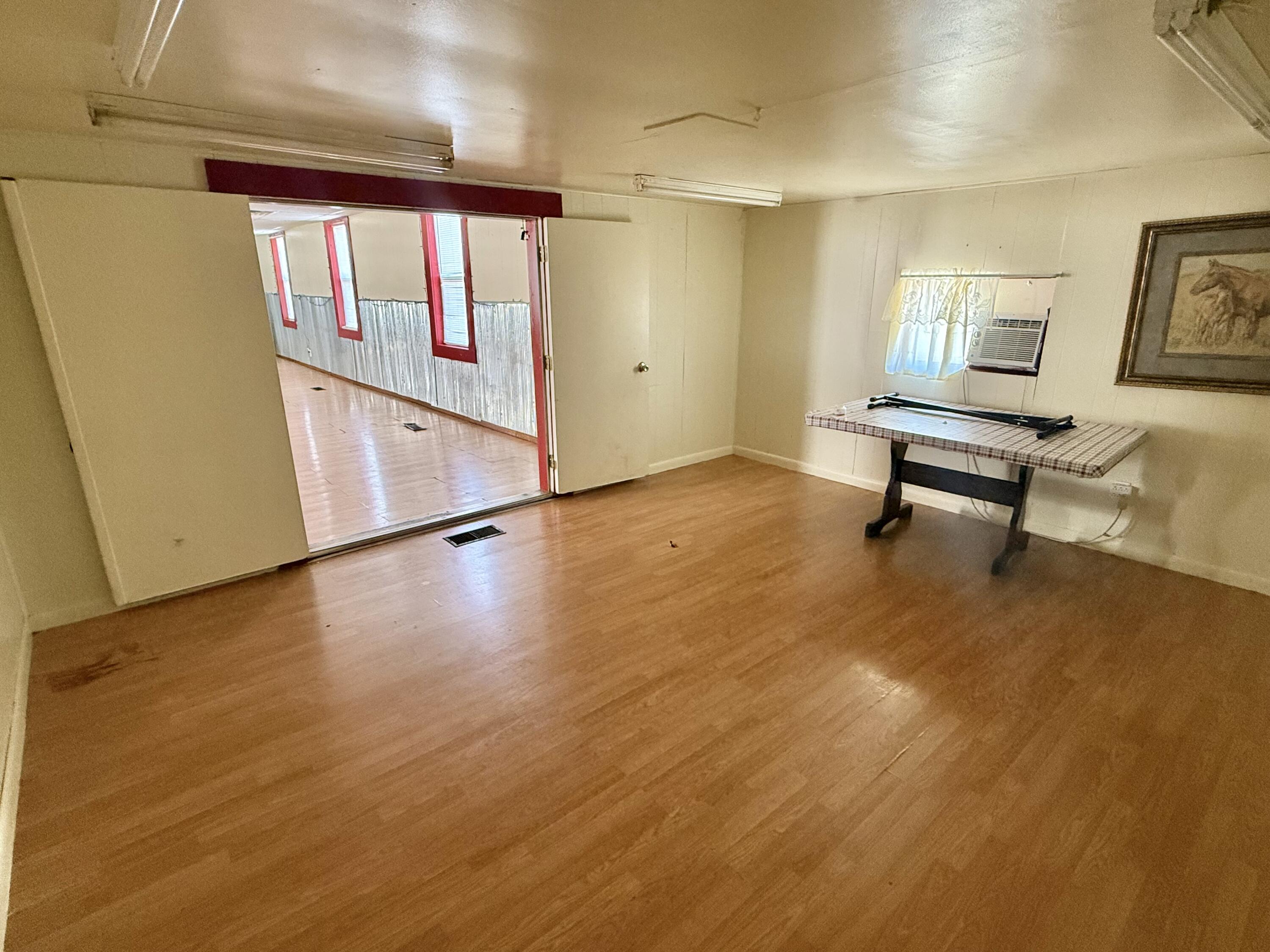 127 East Rolla Street Property Photo 10