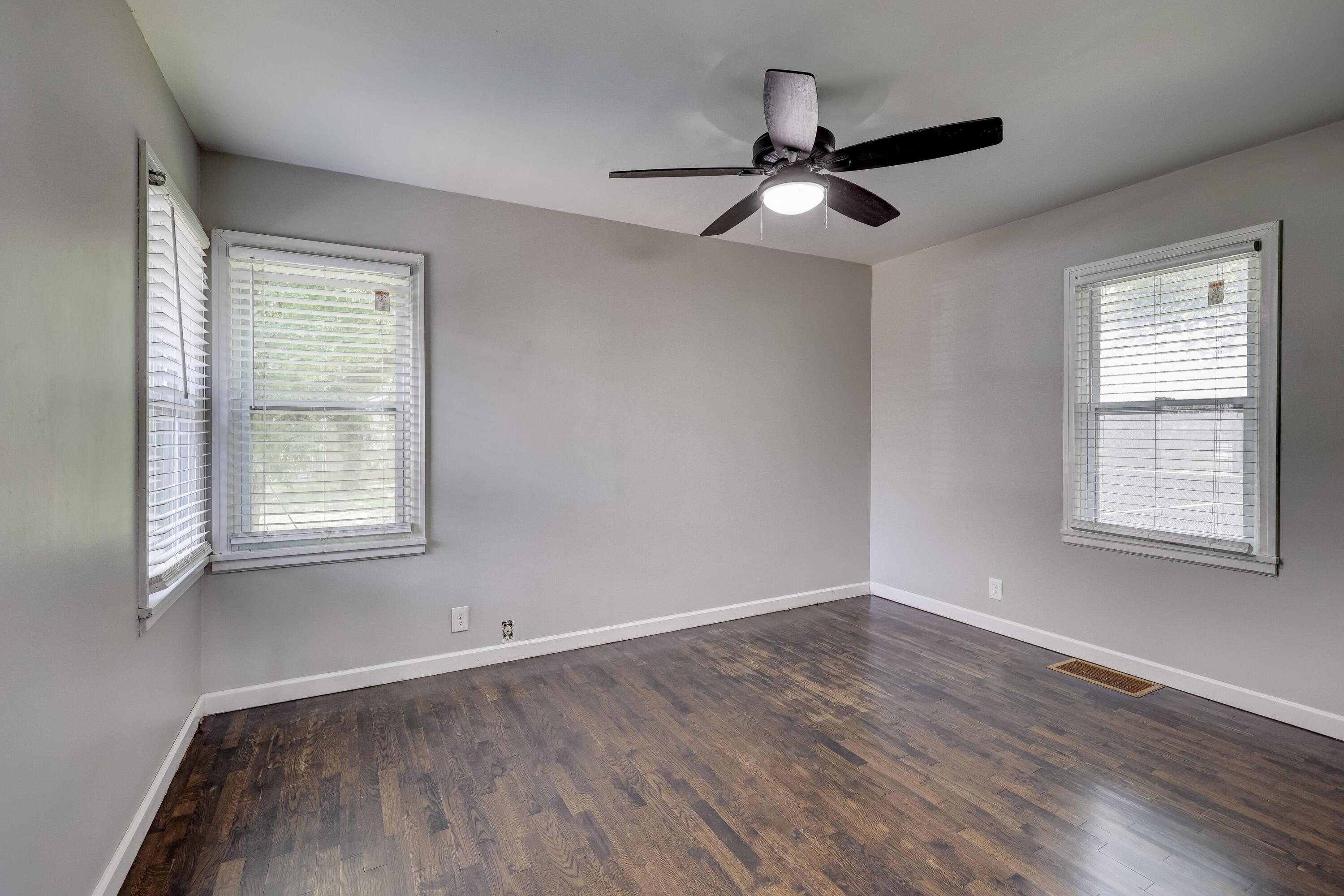 4094 Parkview Drive Property Photo 22