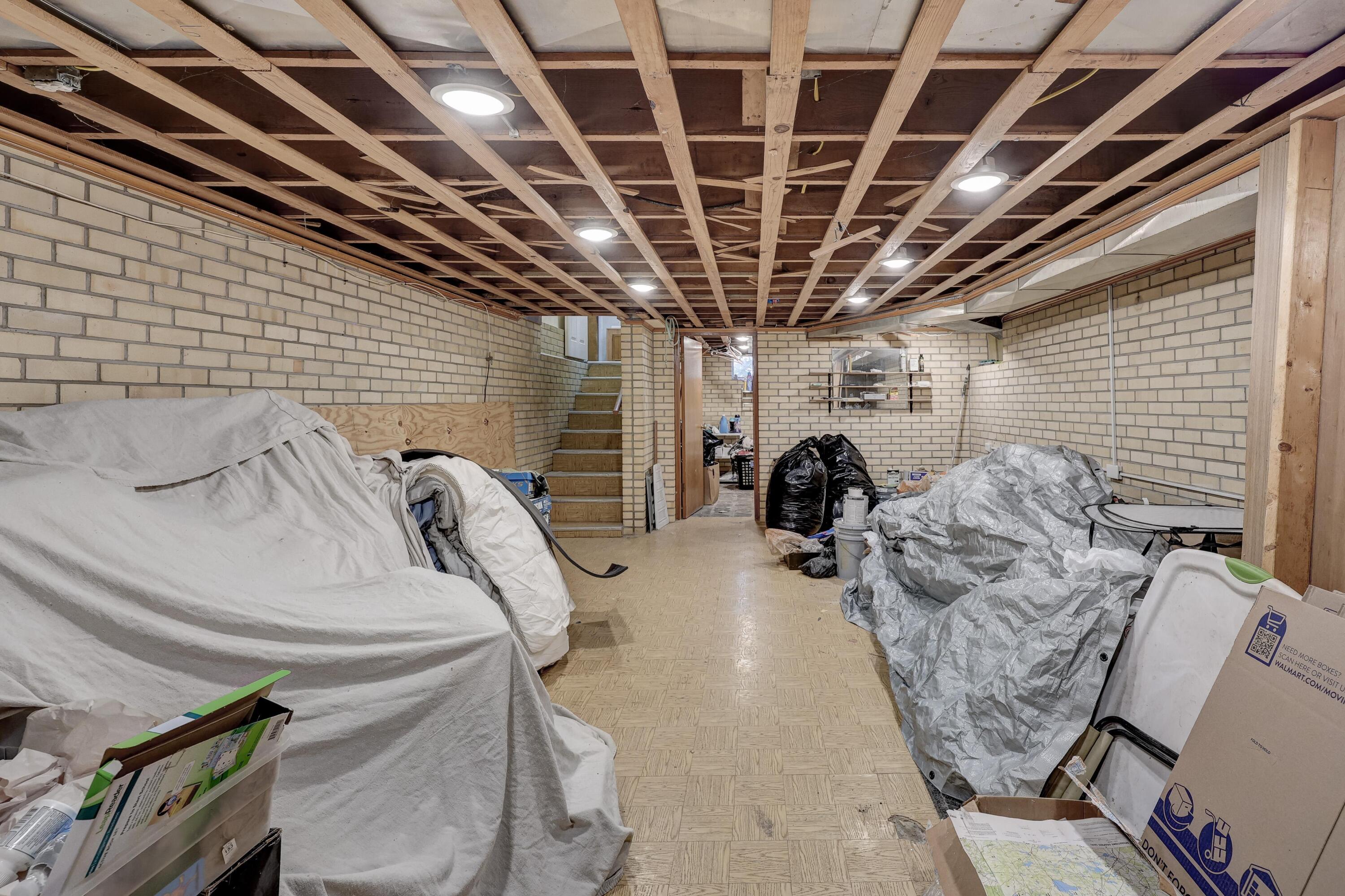 4094 Parkview Drive Property Photo 29